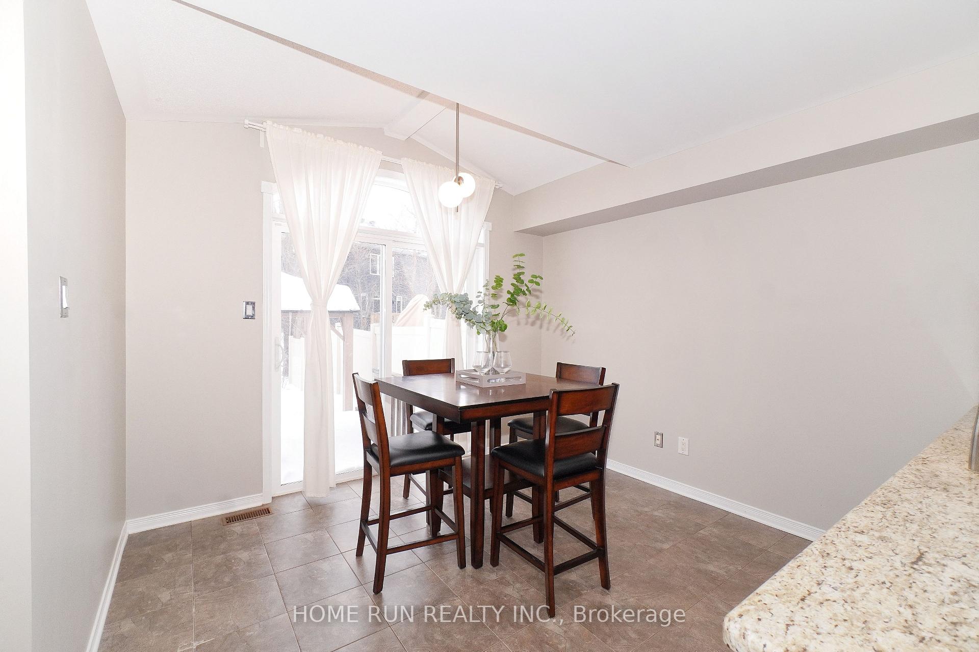 Photo 22 of 357 Celtic Ridge Crescent, Ottawa, Kanata - Morgan's Grant/South March — HOMEH