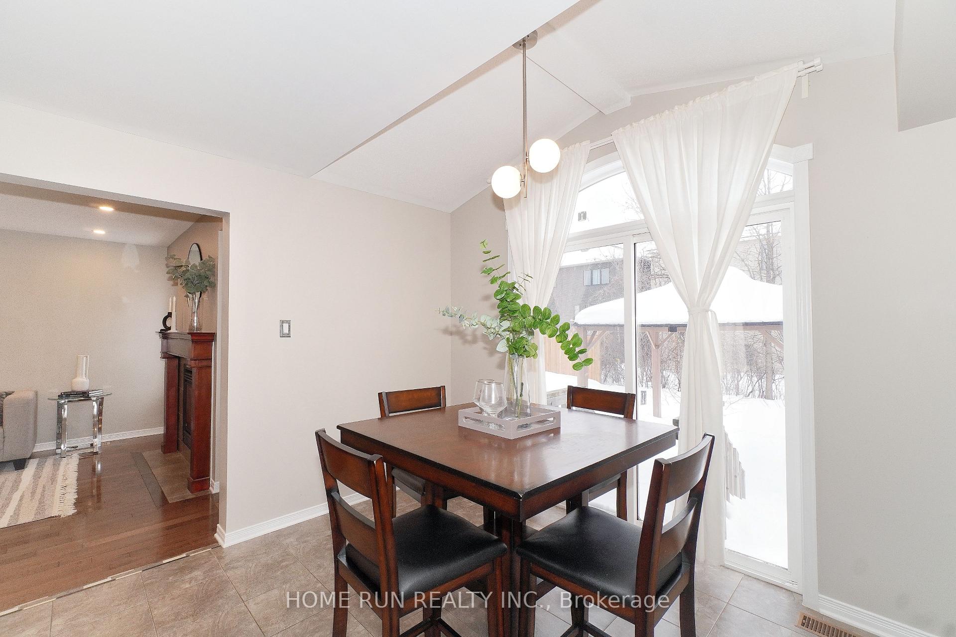 Photo 23 of 357 Celtic Ridge Crescent, Ottawa, Kanata - Morgan's Grant/South March — HOMEH
