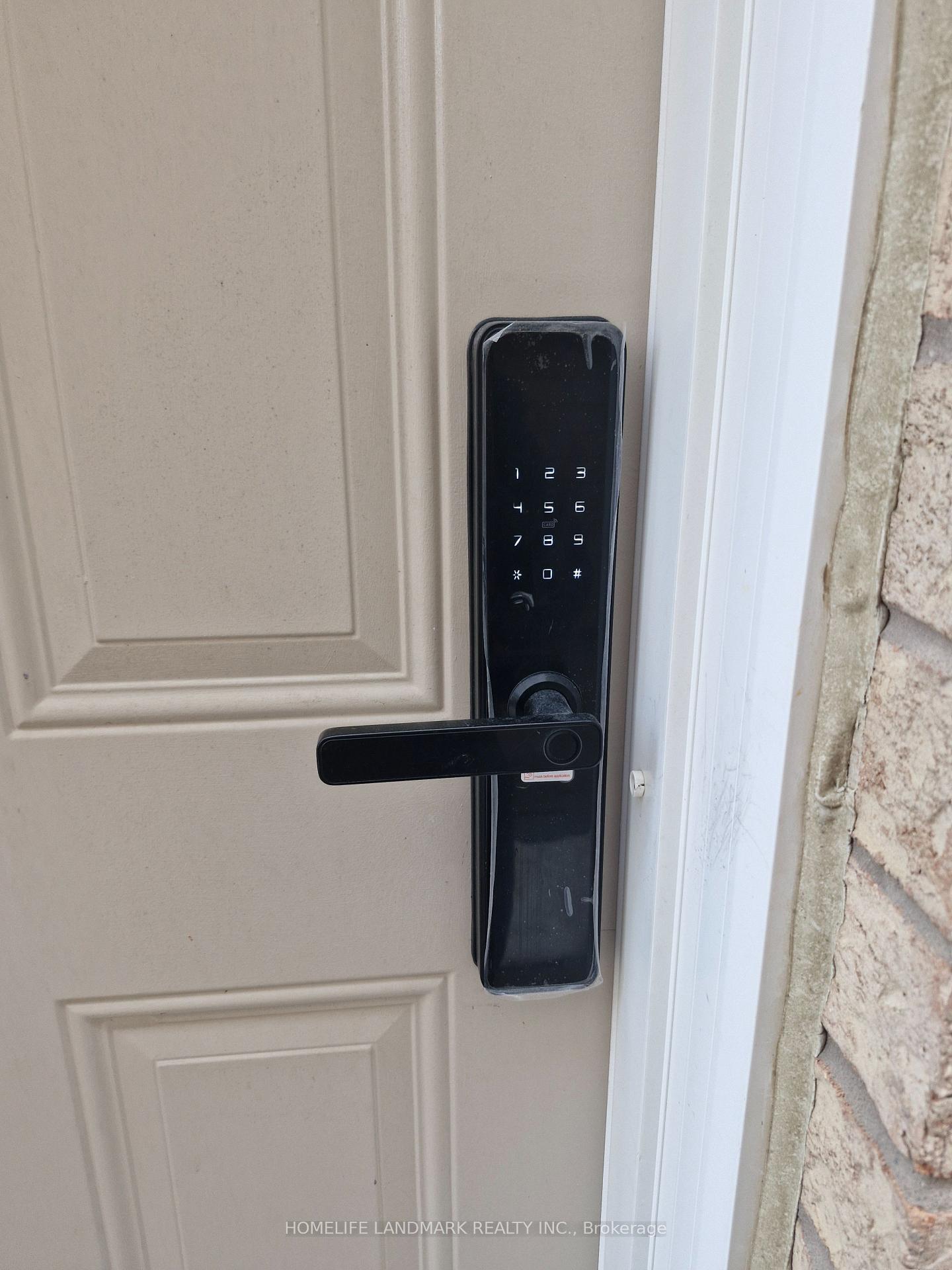 Photo 4 of 6 Bussa Rd N, Markham, Cedarwood — HOMEH