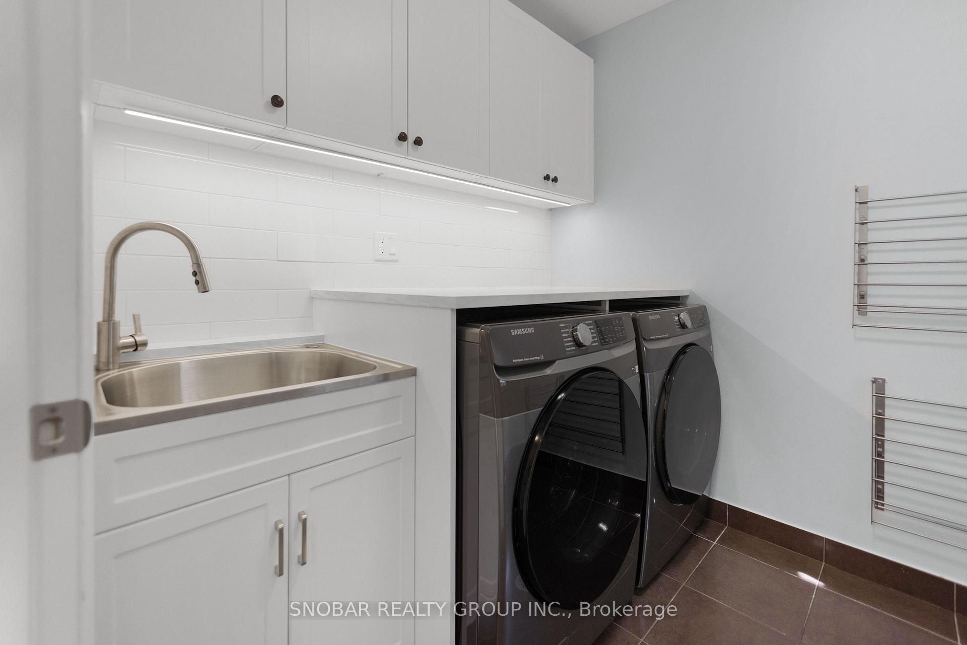 Photo 3 of 470 Wettlauffer Terrace, Milton, Scott — HOMEH