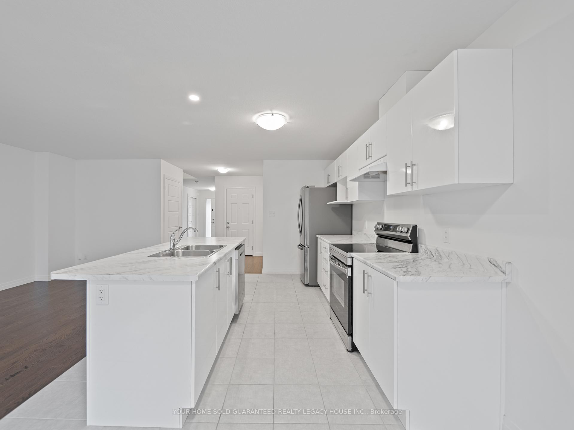Photo 9 of 98 Pony Way, Kitchener — HOMEH