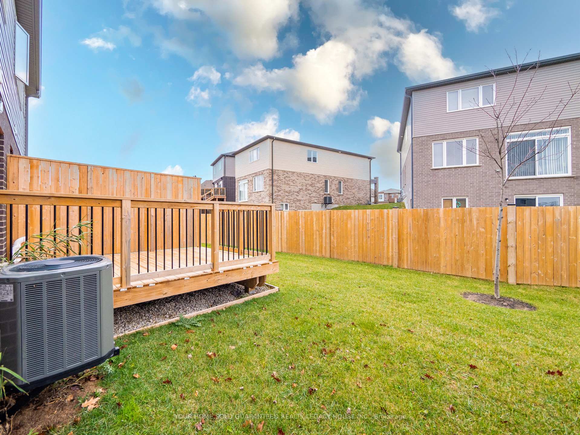 Photo 22 of 98 Pony Way, Kitchener — HOMEH