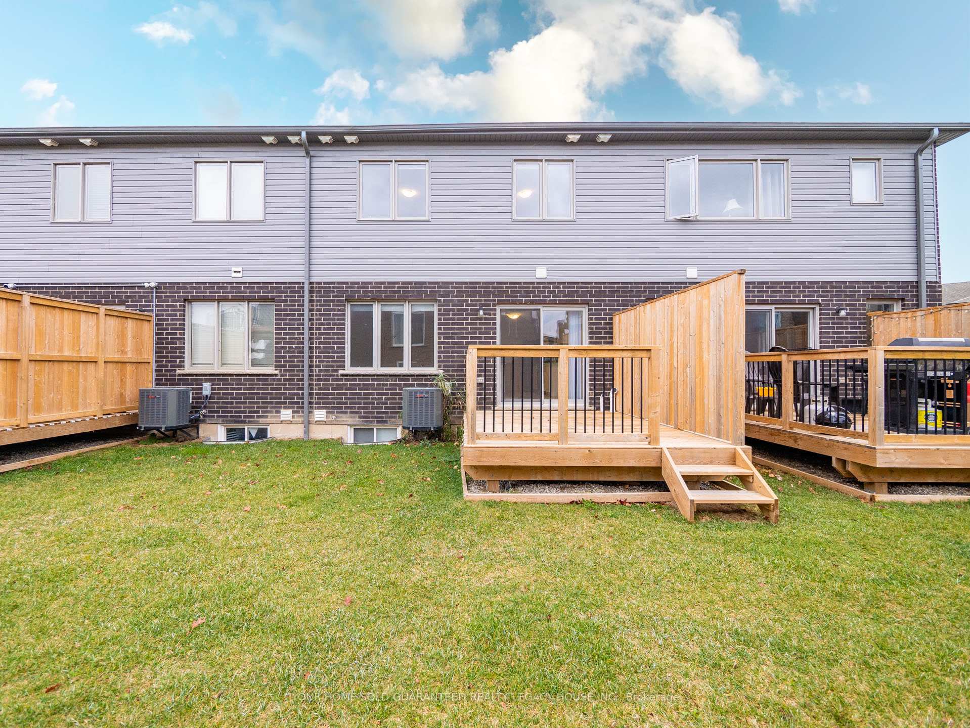 Photo 23 of 98 Pony Way, Kitchener — HOMEH