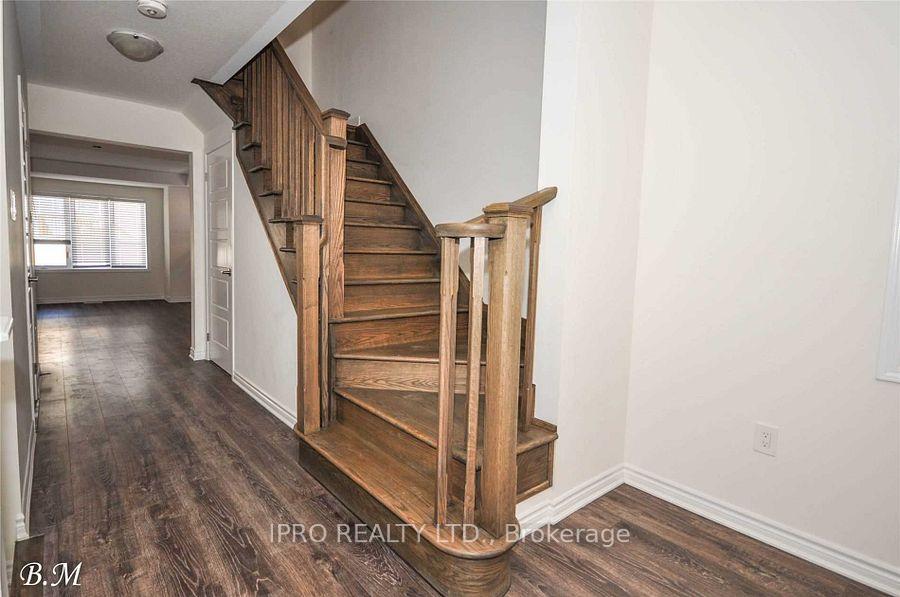 Photo 4 of Unit 42, 22 Spring Creek Dr, Hamilton, Waterdown — HOMEH