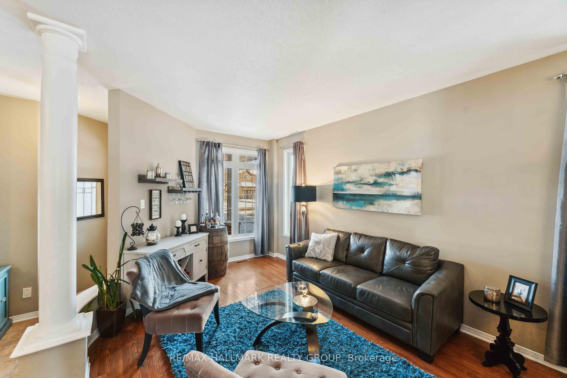 Photo 5 of 317 Kinghorn Crescent, Ottawa, Kanata - Morgan's Grant/South March — HOMEH