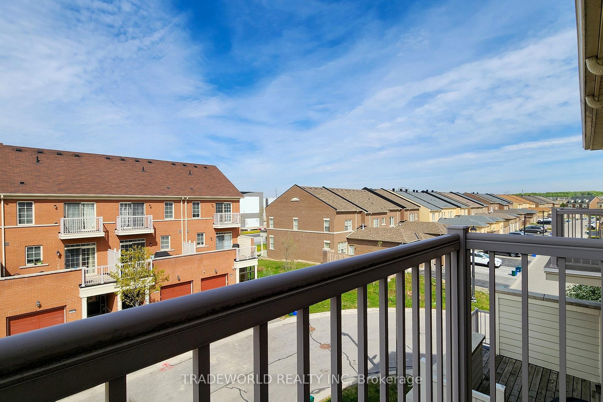 Photo 36 of 3 Haute Lane, Markham, Cathedraltown — HOMEH