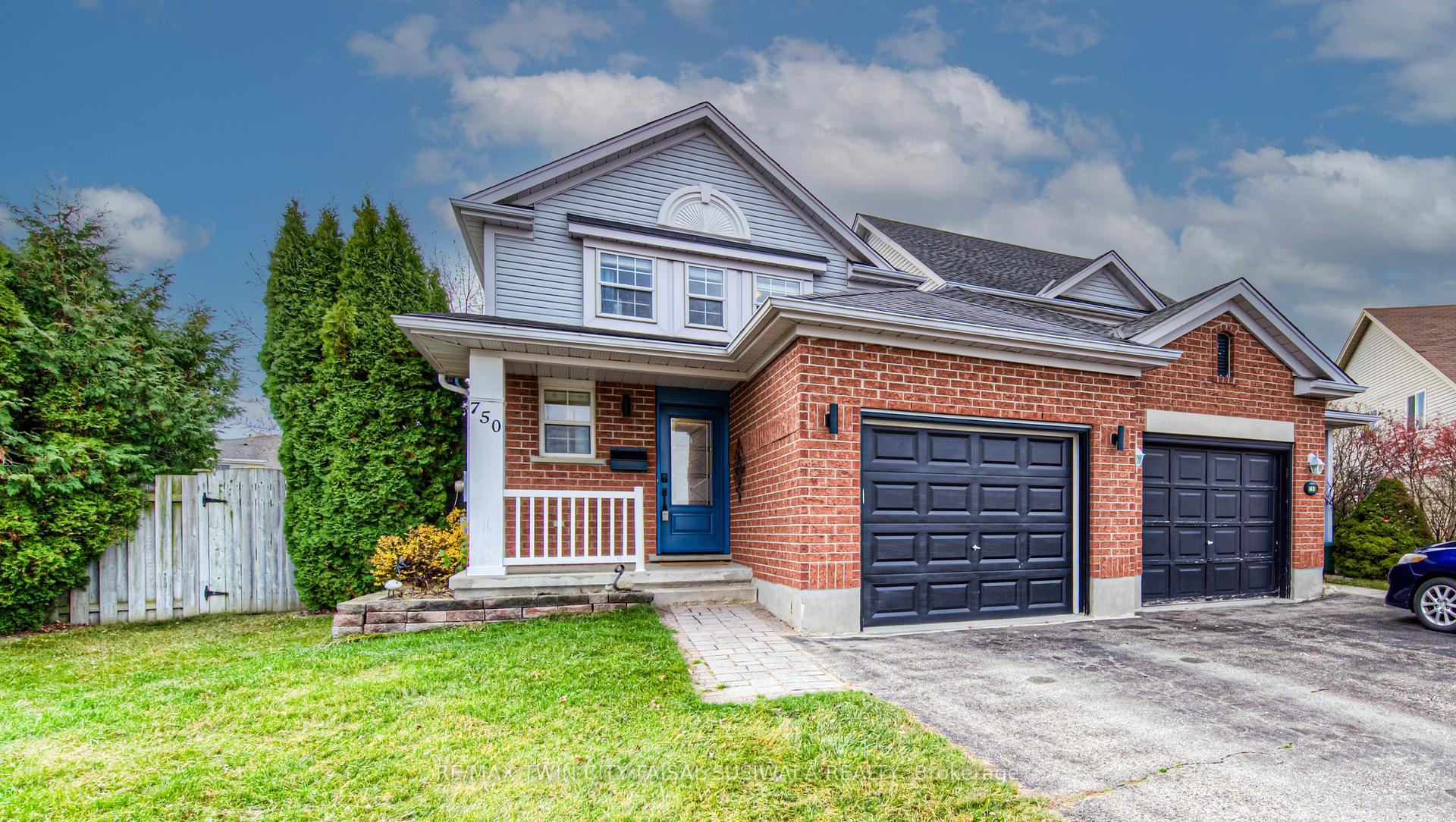 Photo 1 of 750 Fairway Court, Kitchener — HOMEH