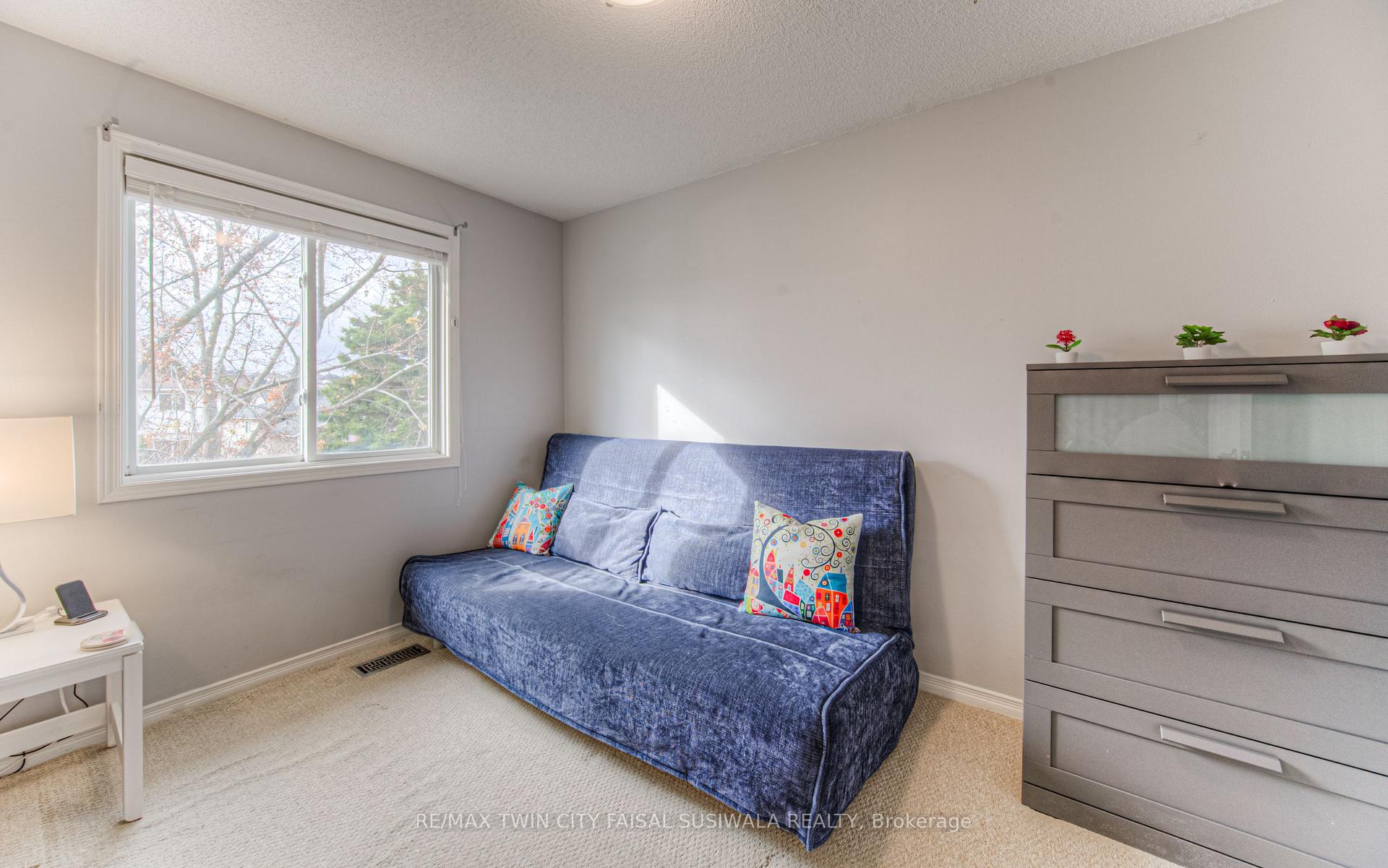 Photo 20 of 750 Fairway Court, Kitchener — HOMEH