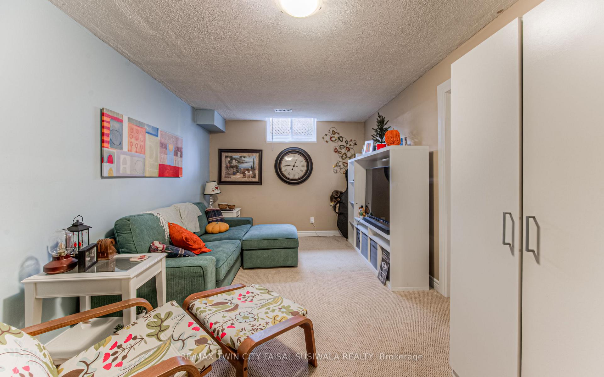 Photo 24 of 750 Fairway Court, Kitchener — HOMEH