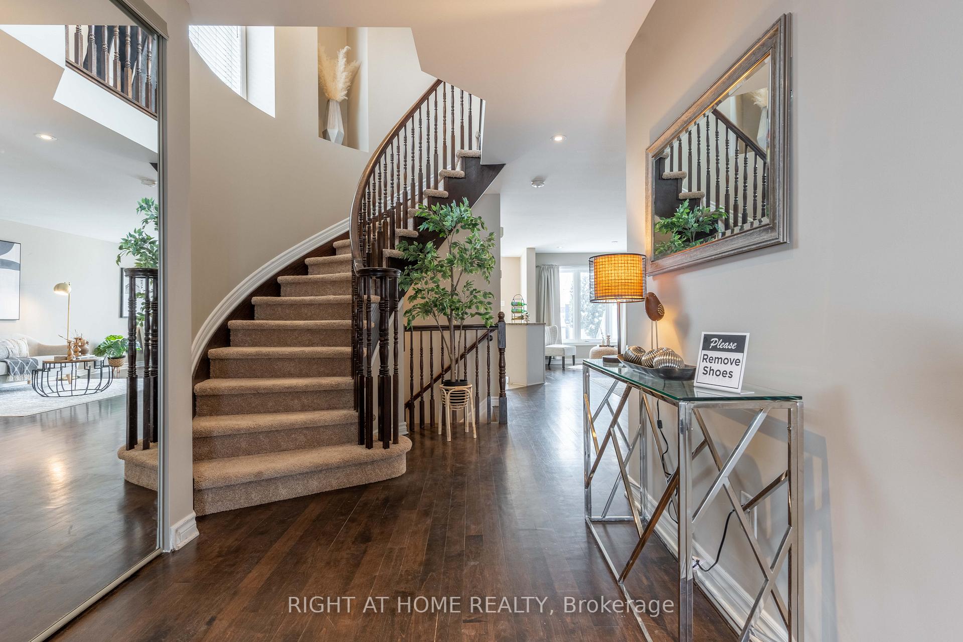 Photo 2 of 117 Forestbrook Street, Ottawa, Kanata - Morgan's Grant/South March — HOMEH