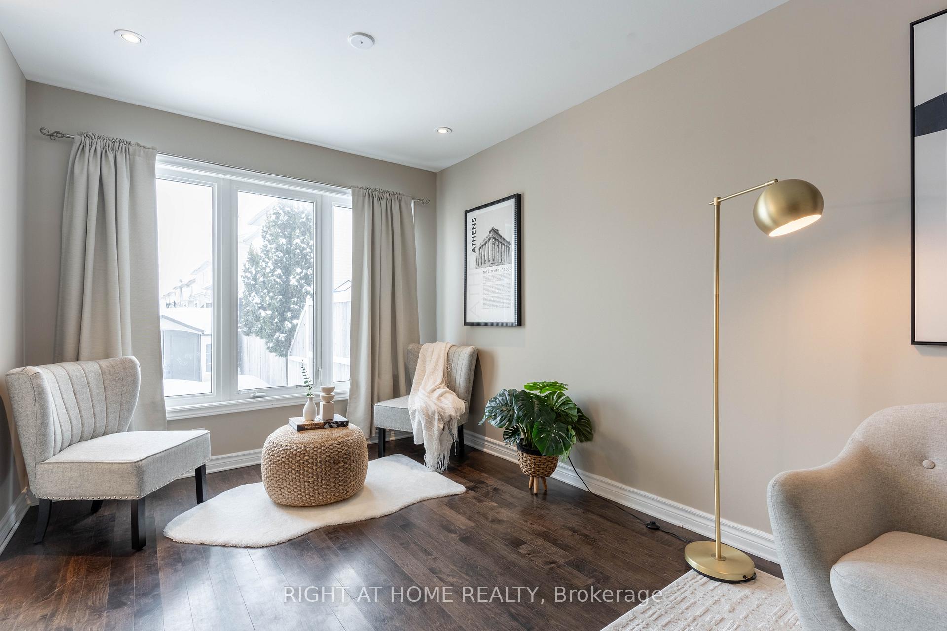Photo 7 of 117 Forestbrook Street, Ottawa, Kanata - Morgan's Grant/South March — HOMEH