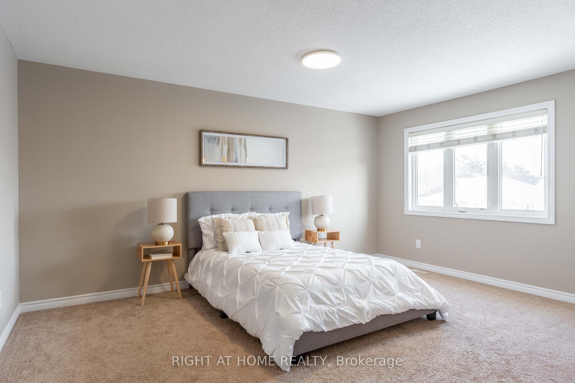Photo 15 of 117 Forestbrook Street, Ottawa, Kanata - Morgan's Grant/South March — HOMEH