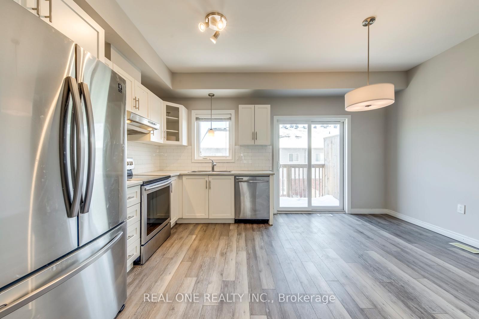 Photo 10 of 22 Marr Lane, Hamilton, Meadowlands — HOMEH