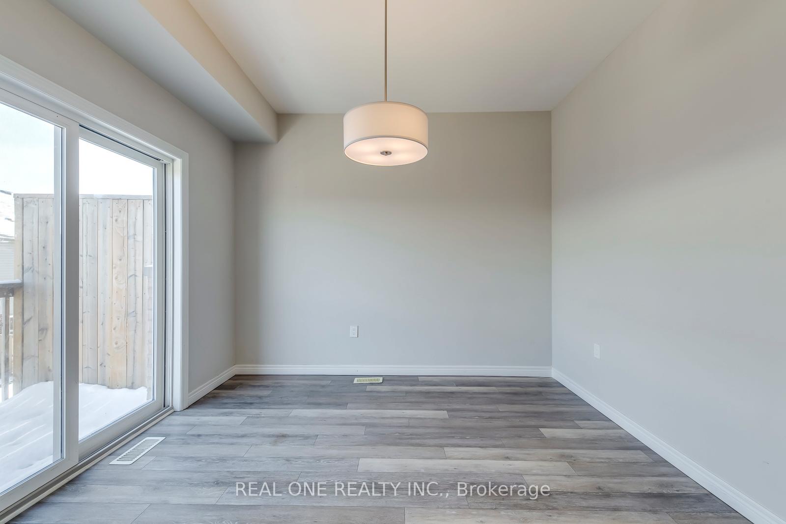 Photo 14 of 22 Marr Lane, Hamilton, Meadowlands — HOMEH