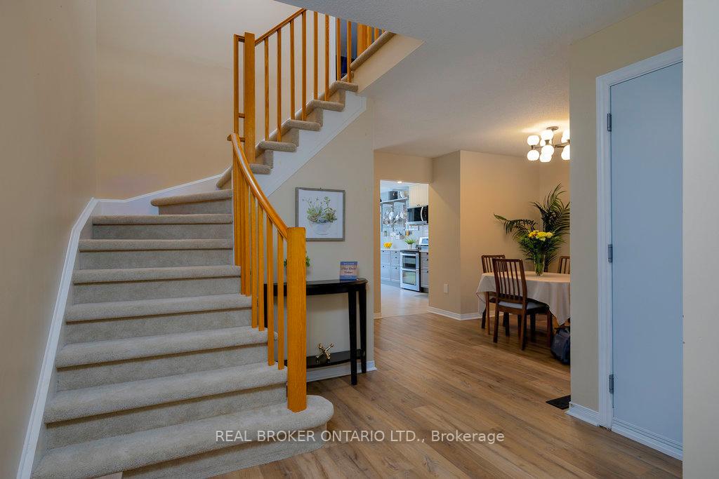 Photo 2 of 46 Kimbolton Crescent, Ottawa, Kanata - Morgan's Grant/South March — HOMEH