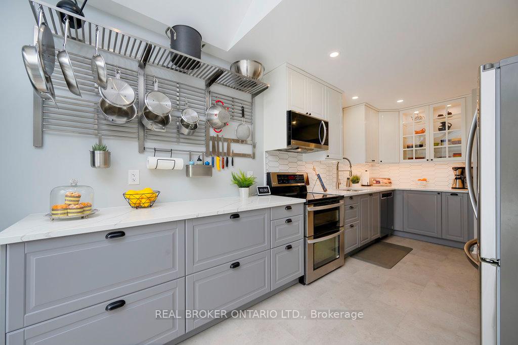 Photo 6 of 46 Kimbolton Crescent, Ottawa, Kanata - Morgan's Grant/South March — HOMEH