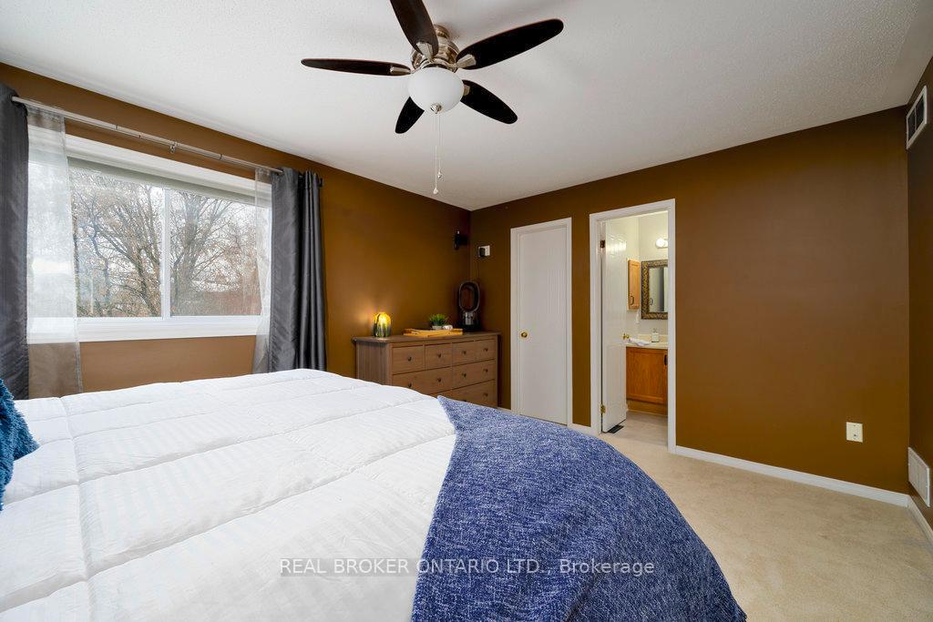 Photo 15 of 46 Kimbolton Crescent, Ottawa, Kanata - Morgan's Grant/South March — HOMEH