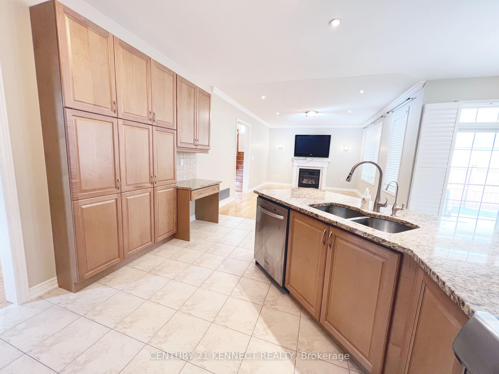 Photo 14 of 69 Reflection Road, Markham, Cathedraltown — HOMEH