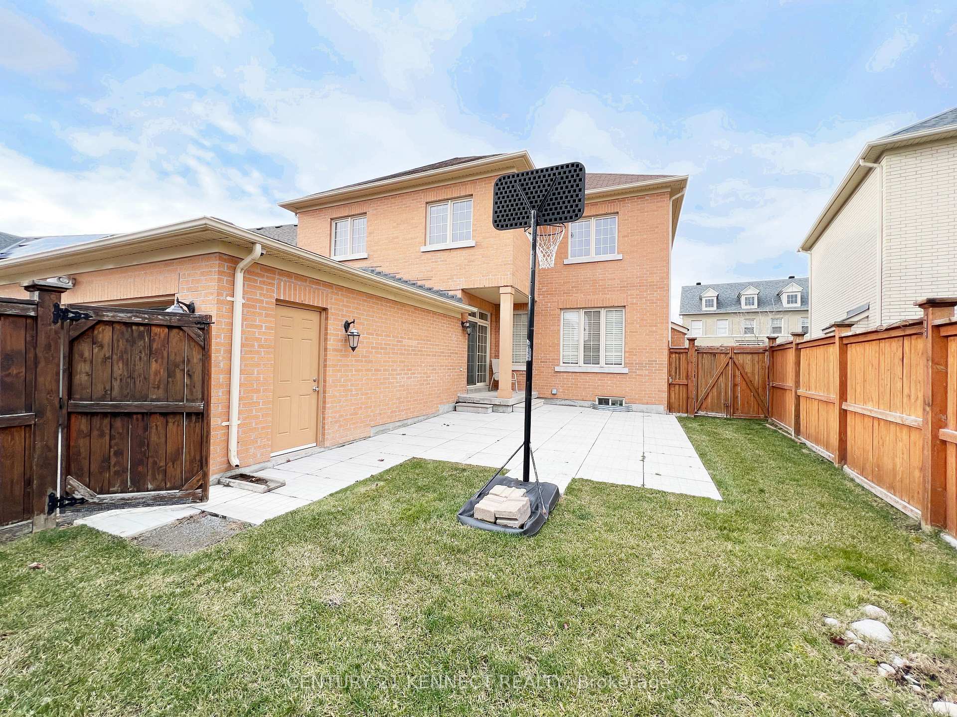 Photo 34 of 69 Reflection Road, Markham, Cathedraltown — HOMEH