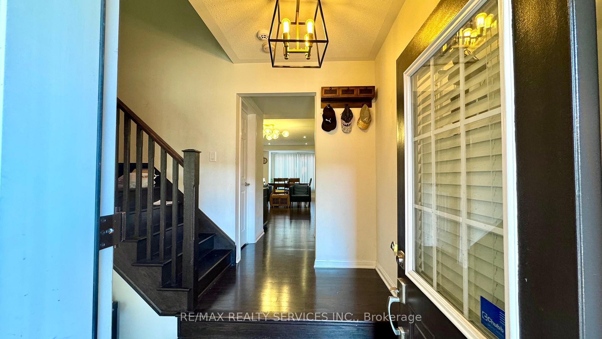 Photo 5 of 1009 Timmer Place, Milton, Willmott — HOMEH