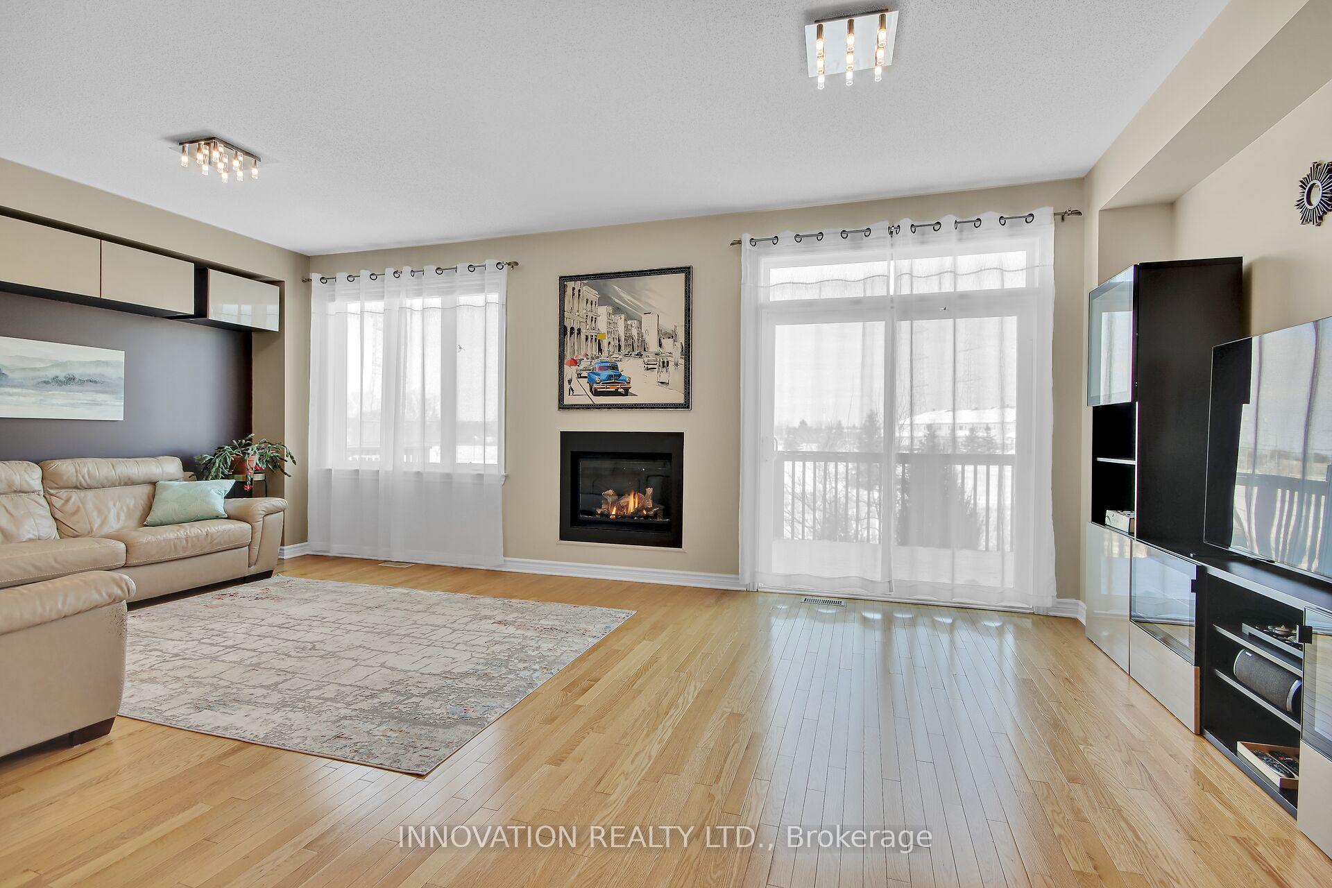 Photo 5 of 1094 Northgraves Crescent N, Ottawa, Kanata - Emerald Meadows/Trailwest — HOMEH