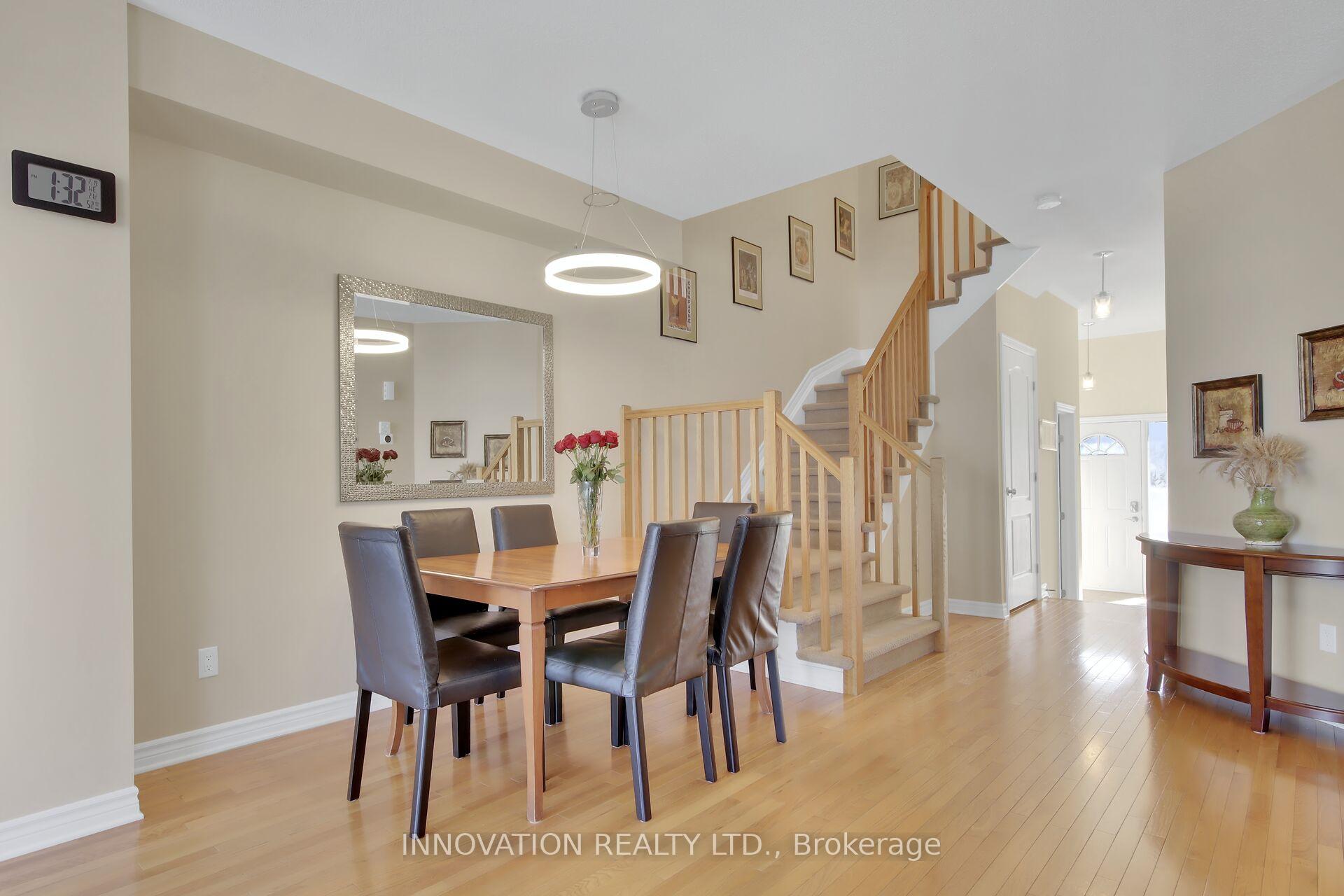 Photo 6 of 1094 Northgraves Crescent N, Ottawa, Kanata - Emerald Meadows/Trailwest — HOMEH