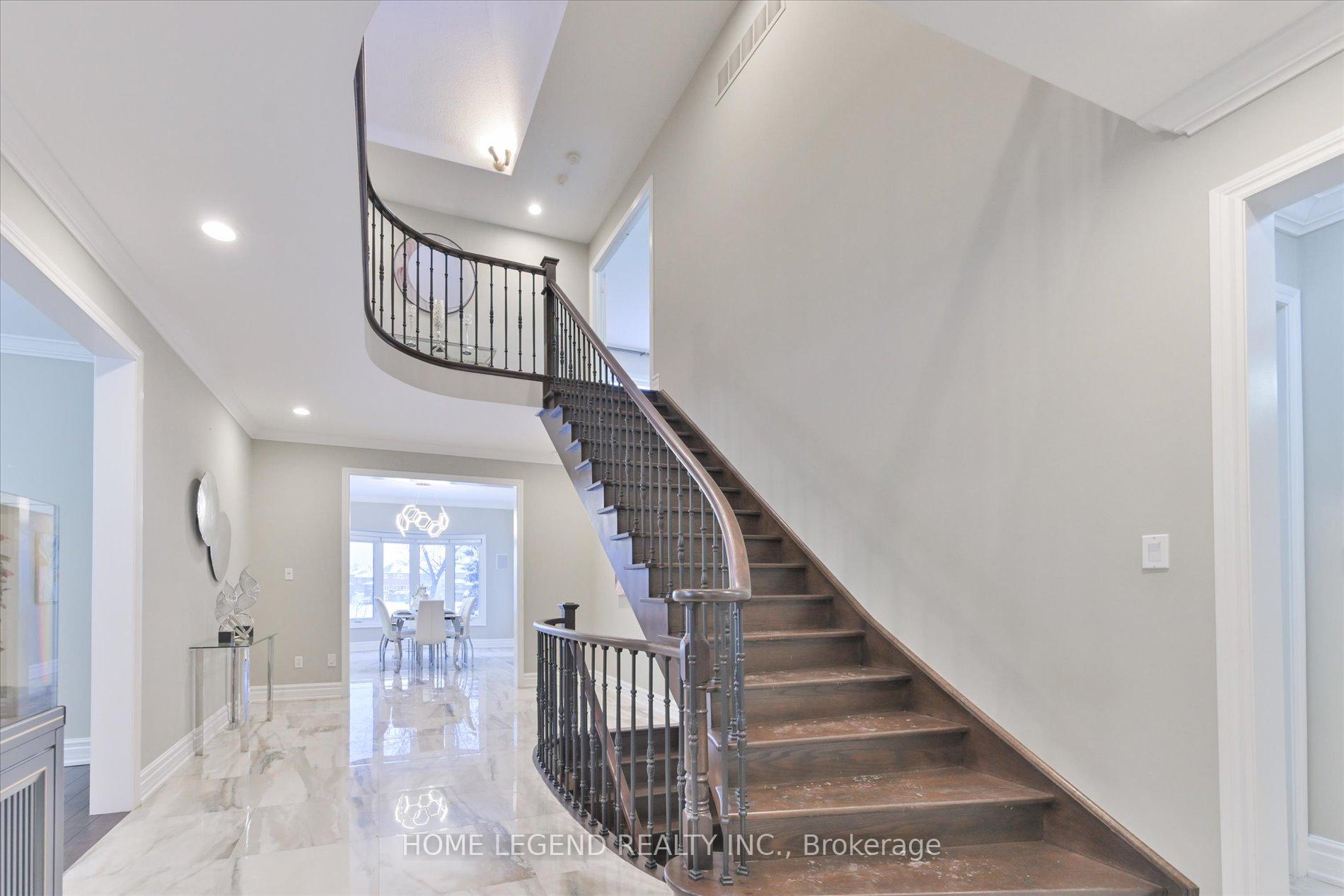 Photo 4 of 25 Vandermeer Drive, Markham, Cachet — HOMEH