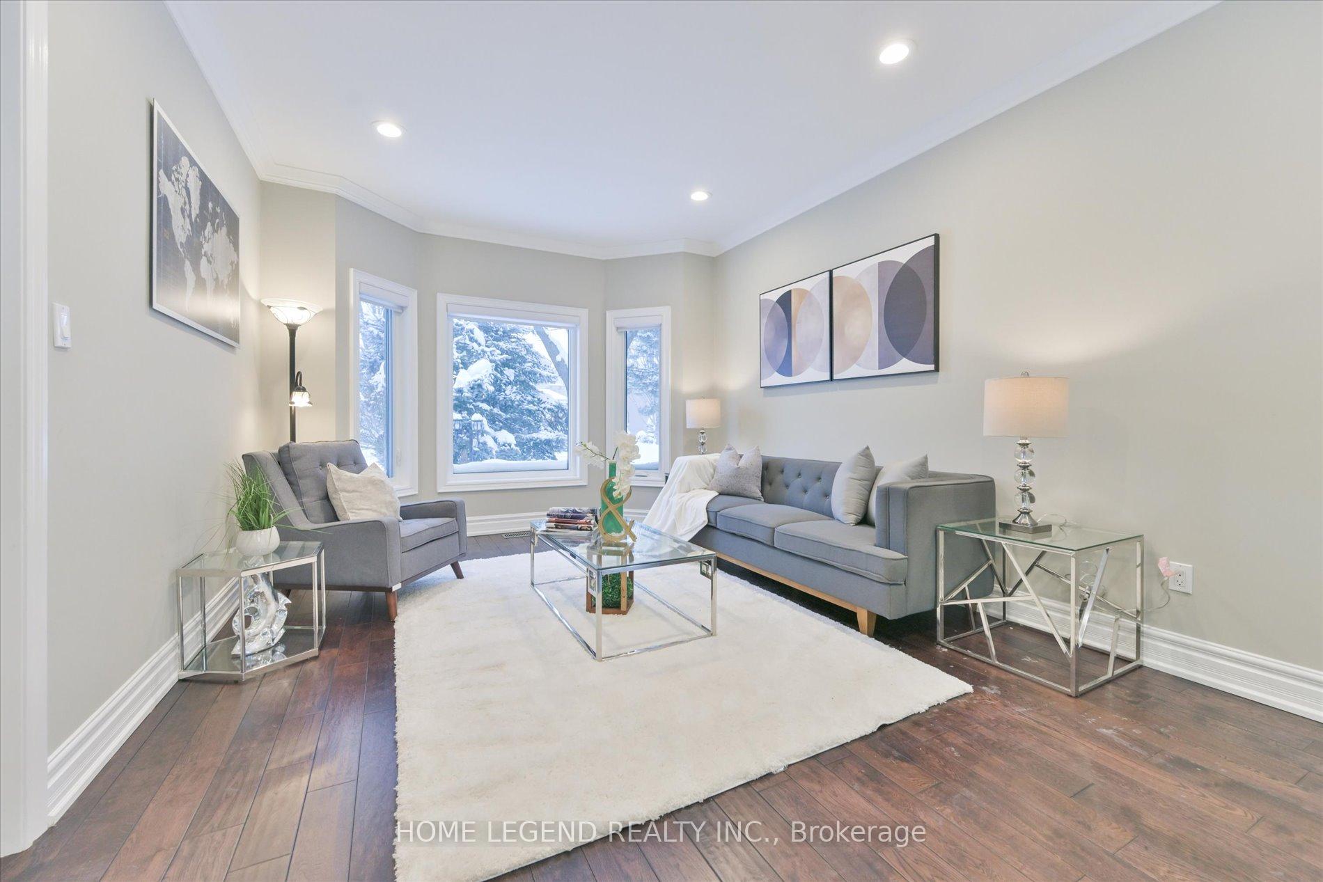 Photo 5 of 25 Vandermeer Drive, Markham, Cachet — HOMEH