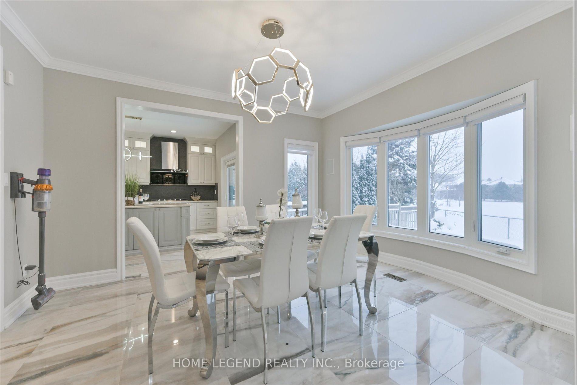 Photo 8 of 25 Vandermeer Drive, Markham, Cachet — HOMEH