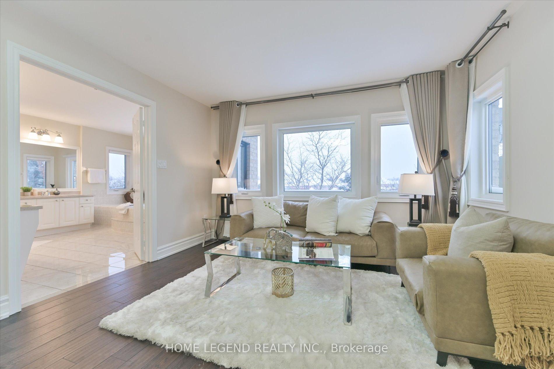 Photo 16 of 25 Vandermeer Drive, Markham, Cachet — HOMEH
