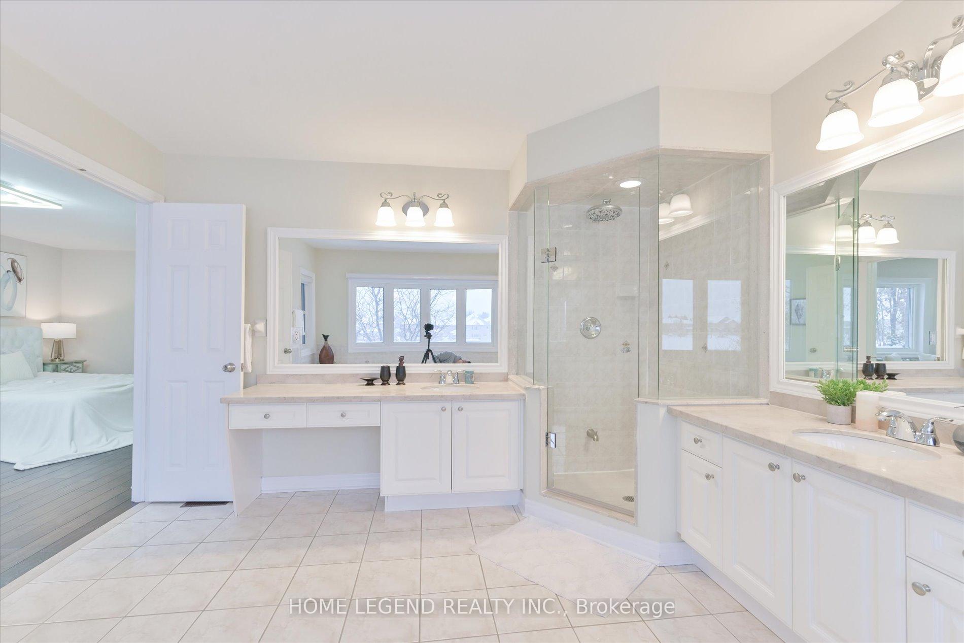 Photo 19 of 25 Vandermeer Drive, Markham, Cachet — HOMEH