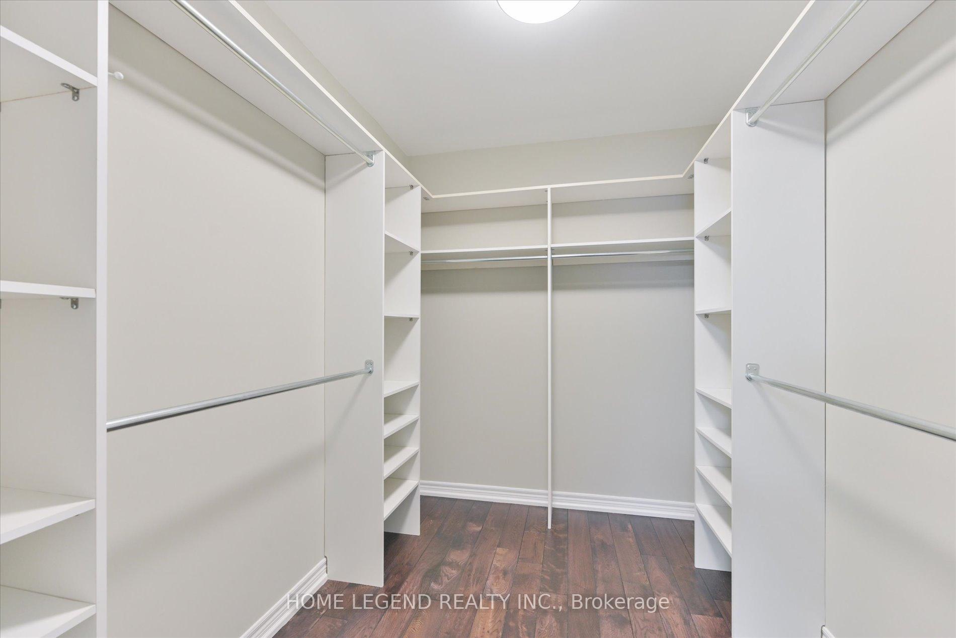 Photo 20 of 25 Vandermeer Drive, Markham, Cachet — HOMEH