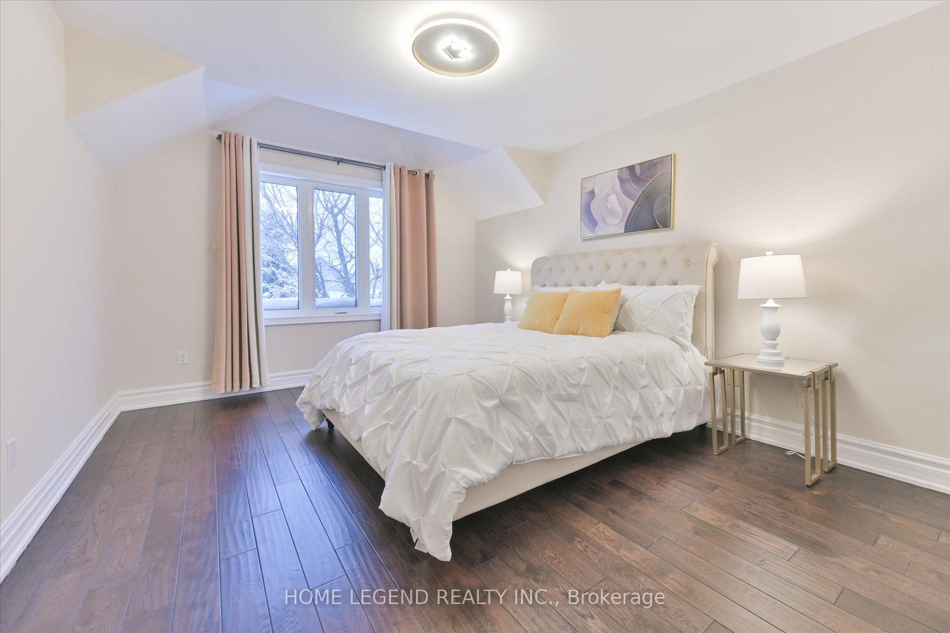Photo 23 of 25 Vandermeer Drive, Markham, Cachet — HOMEH