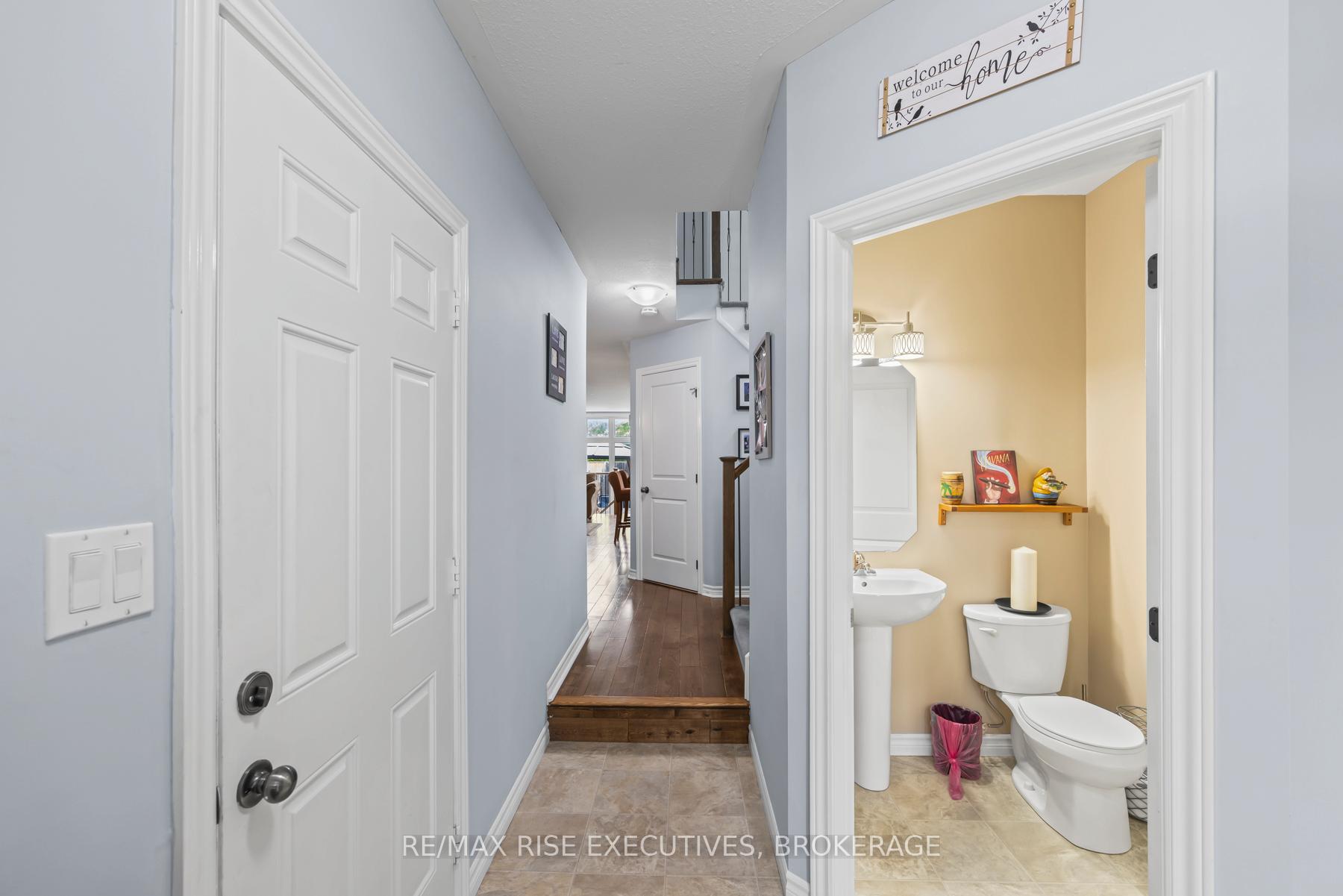 Photo 13 of 1556 Davenport Crescent, Kingston, City Northwest — HOMEH