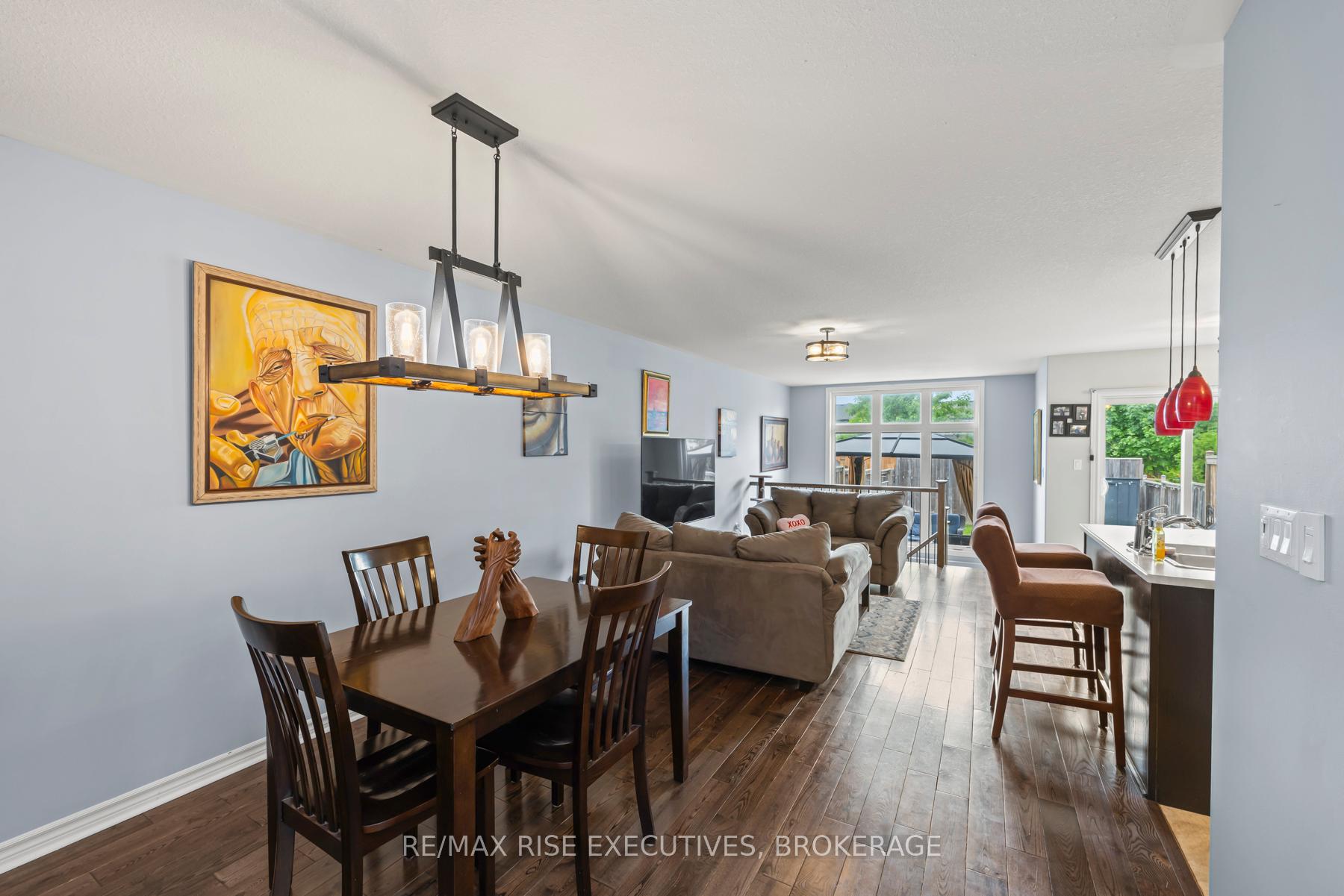 Photo 17 of 1556 Davenport Crescent, Kingston, City Northwest — HOMEH