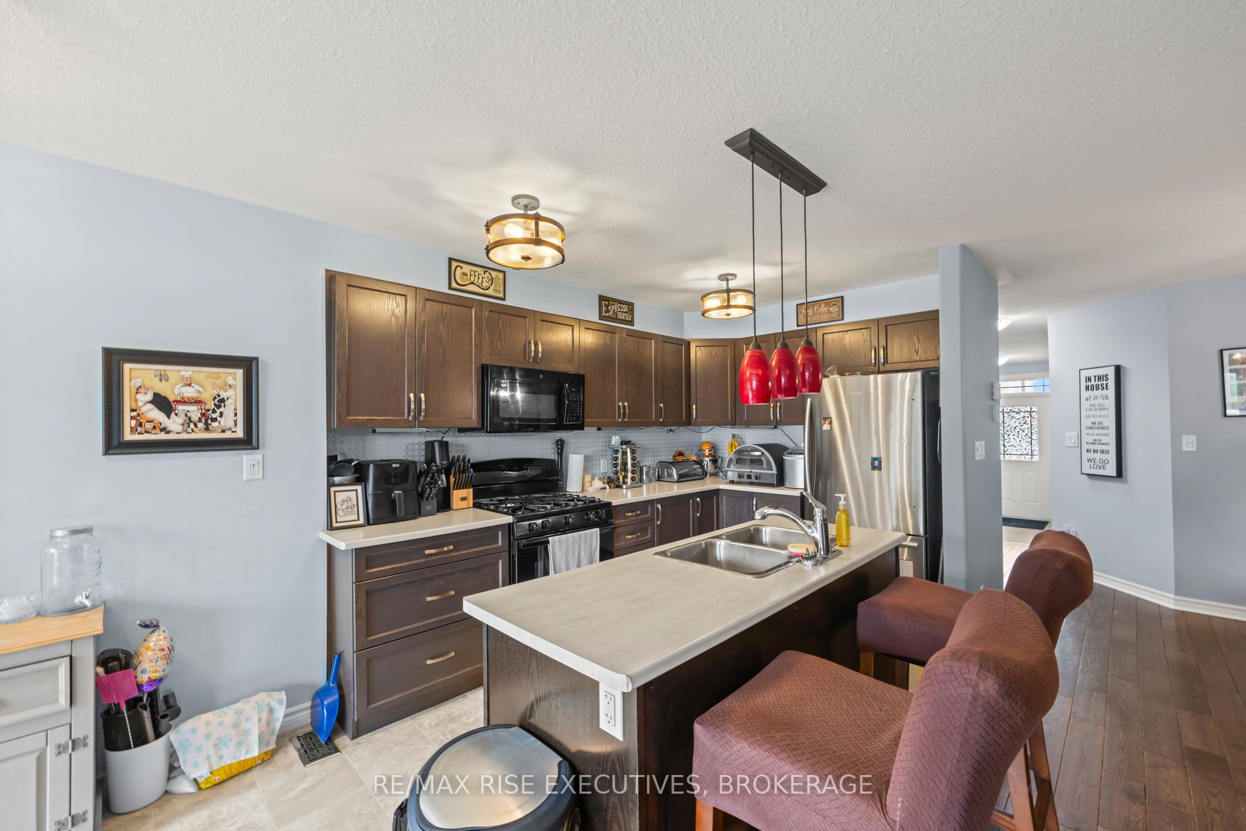 Photo 20 of 1556 Davenport Crescent, Kingston, City Northwest — HOMEH