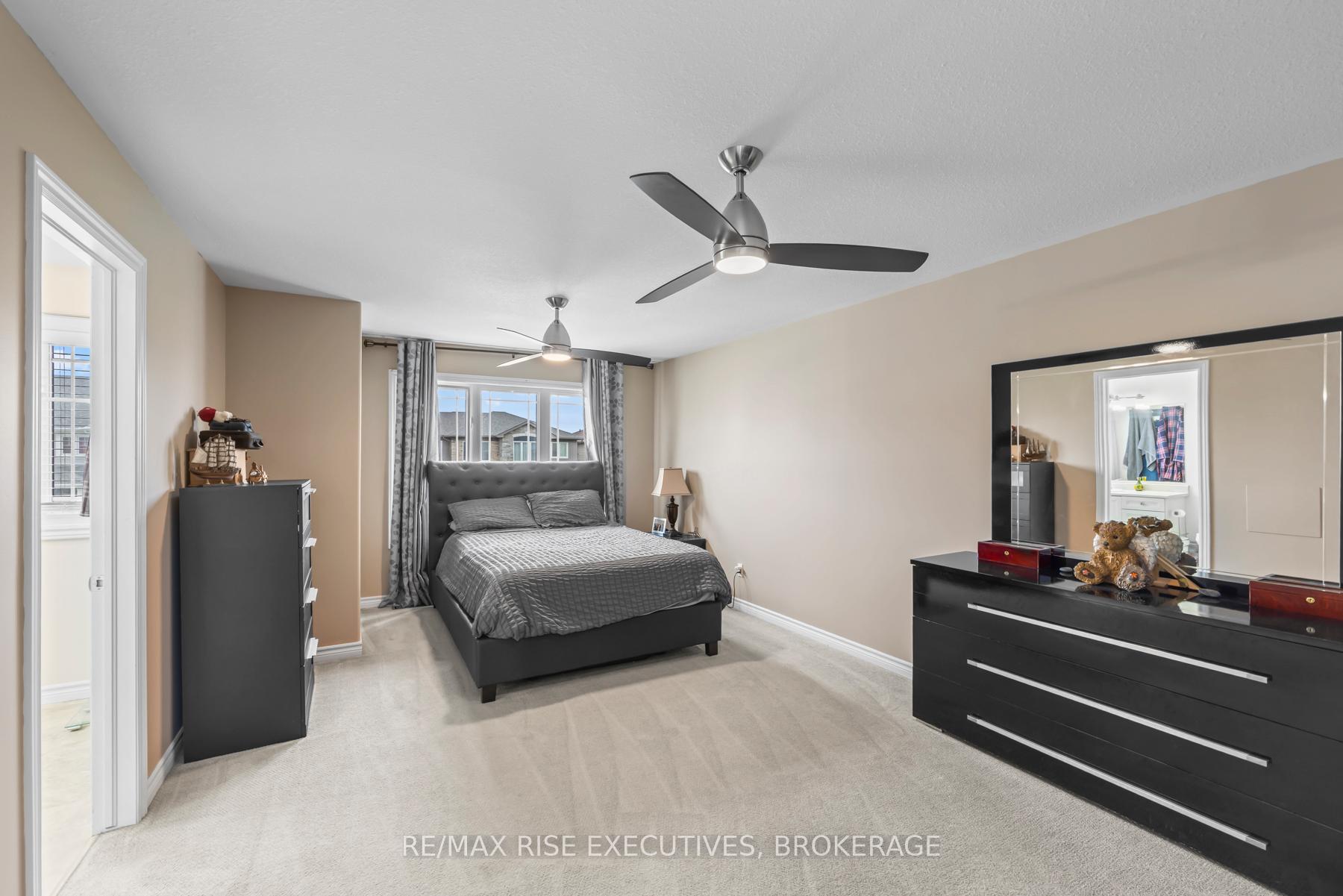 Photo 29 of 1556 Davenport Crescent, Kingston, City Northwest — HOMEH