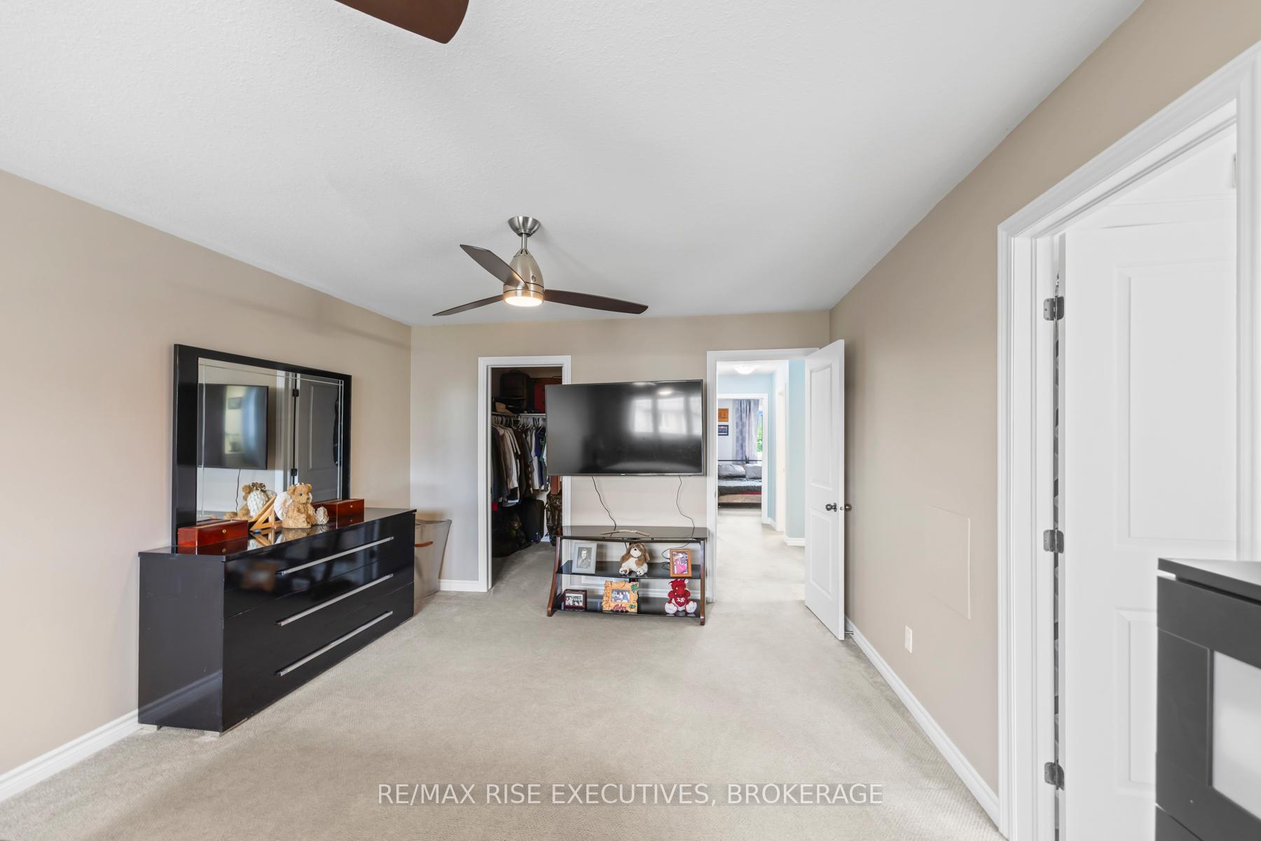 Photo 31 of 1556 Davenport Crescent, Kingston, City Northwest — HOMEH