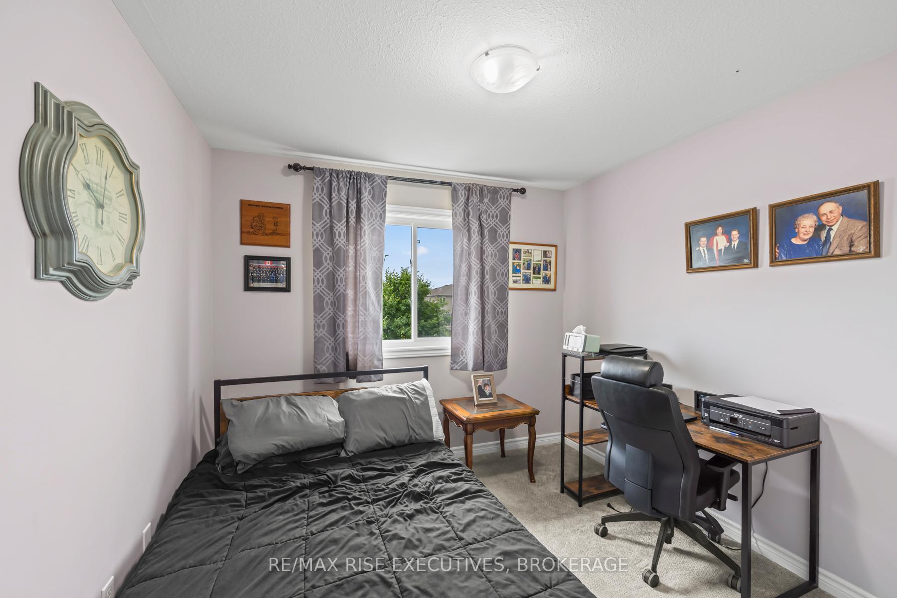 Photo 36 of 1556 Davenport Crescent, Kingston, City Northwest — HOMEH