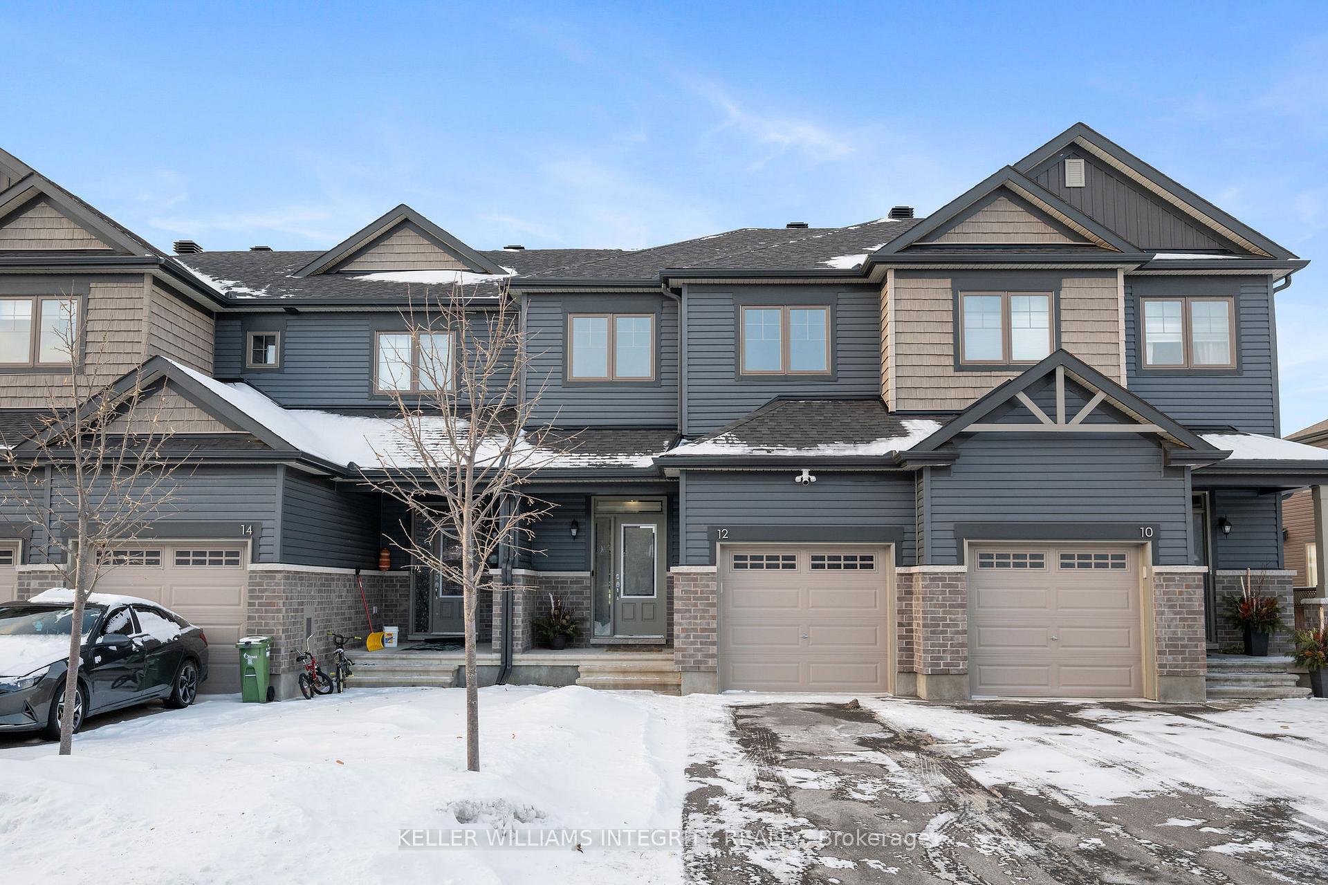Photo 1 of 12 Rookie Crescent, Ottawa, Kanata - Emerald Meadows/Trailwest — HOMEH