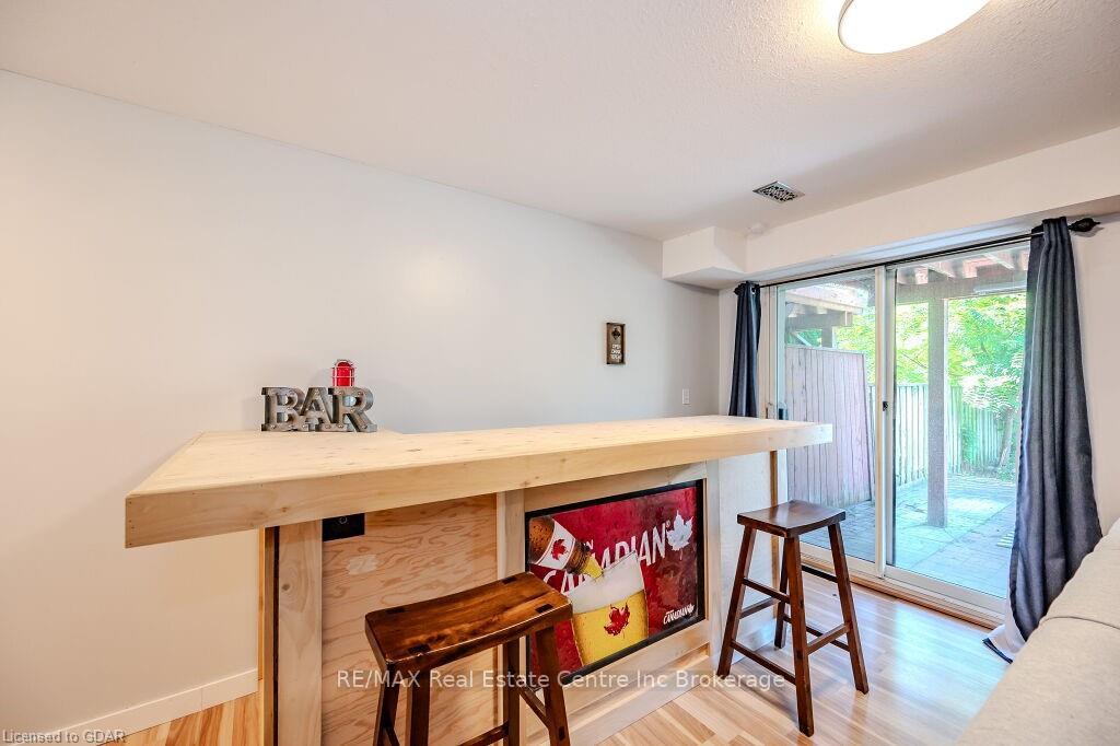 Photo 36 of 174 Windflower Drive, Kitchener — HOMEH