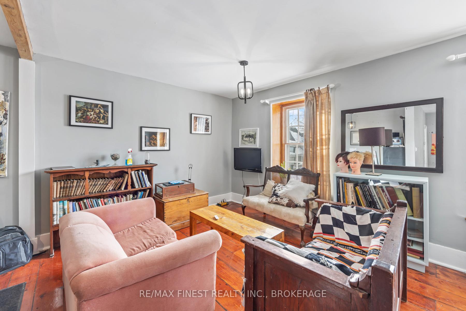 Photo 16 of 579 Union Street, Kingston, Central City West — HOMEH