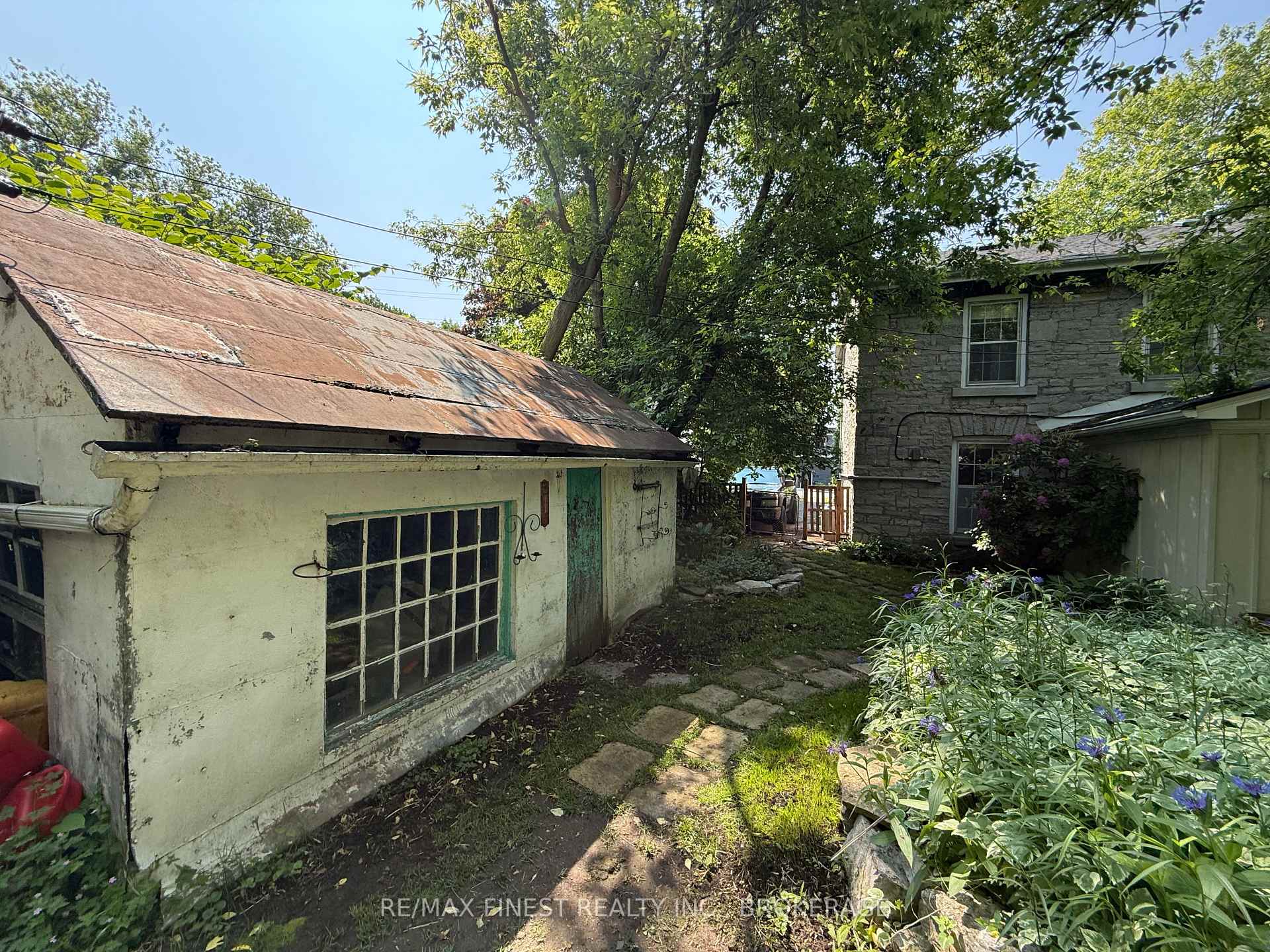 Photo 45 of 579 Union Street, Kingston, Central City West — HOMEH