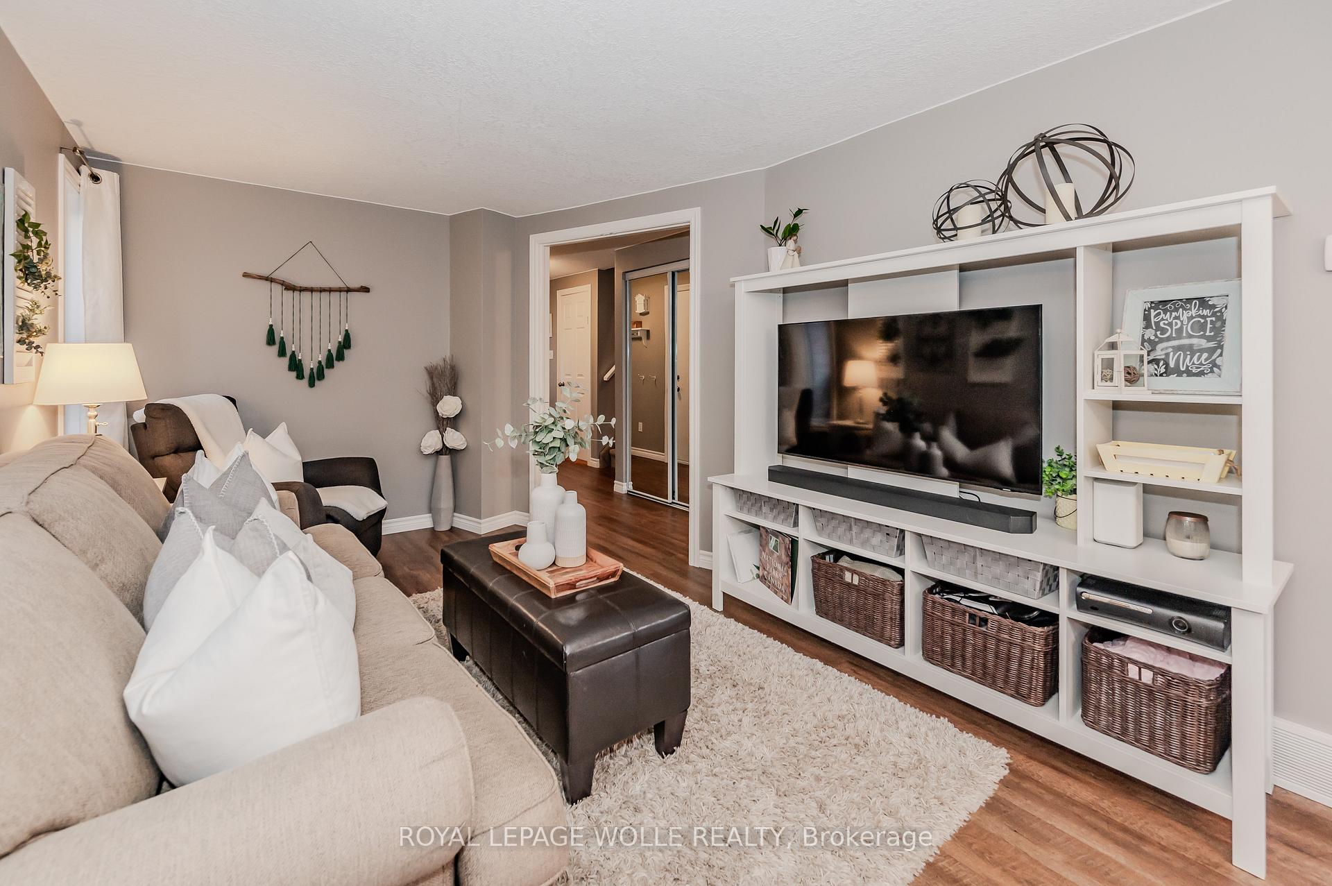 Photo 6 of 86 Brembel Street, Kitchener — HOMEH