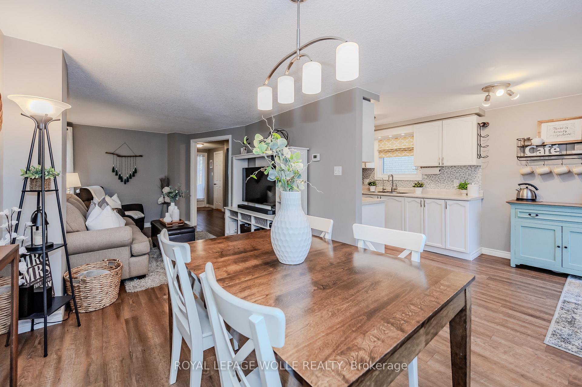 Photo 7 of 86 Brembel Street, Kitchener — HOMEH