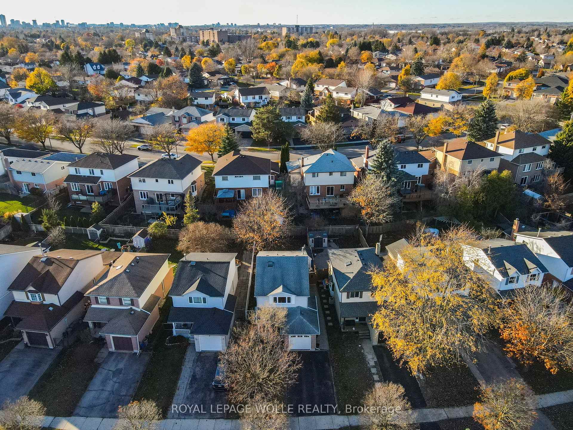 Photo 32 of 86 Brembel Street, Kitchener — HOMEH