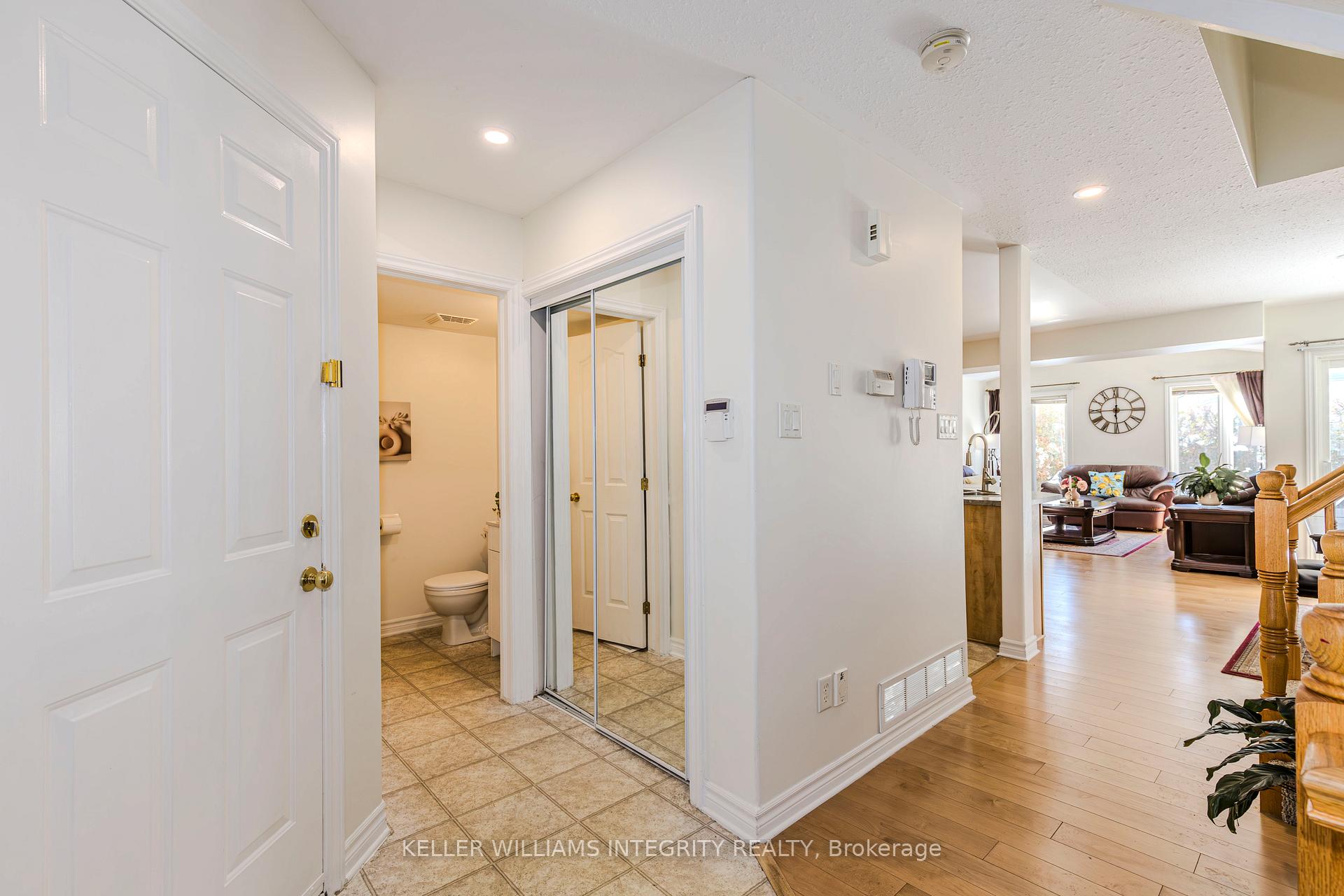 Photo 4 of 203 Flamborough Way, Ottawa, Kanata - Morgan's Grant/South March — HOMEH