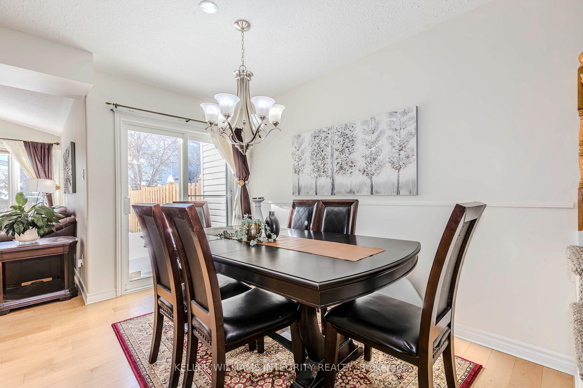 Photo 10 of 203 Flamborough Way, Ottawa, Kanata - Morgan's Grant/South March — HOMEH