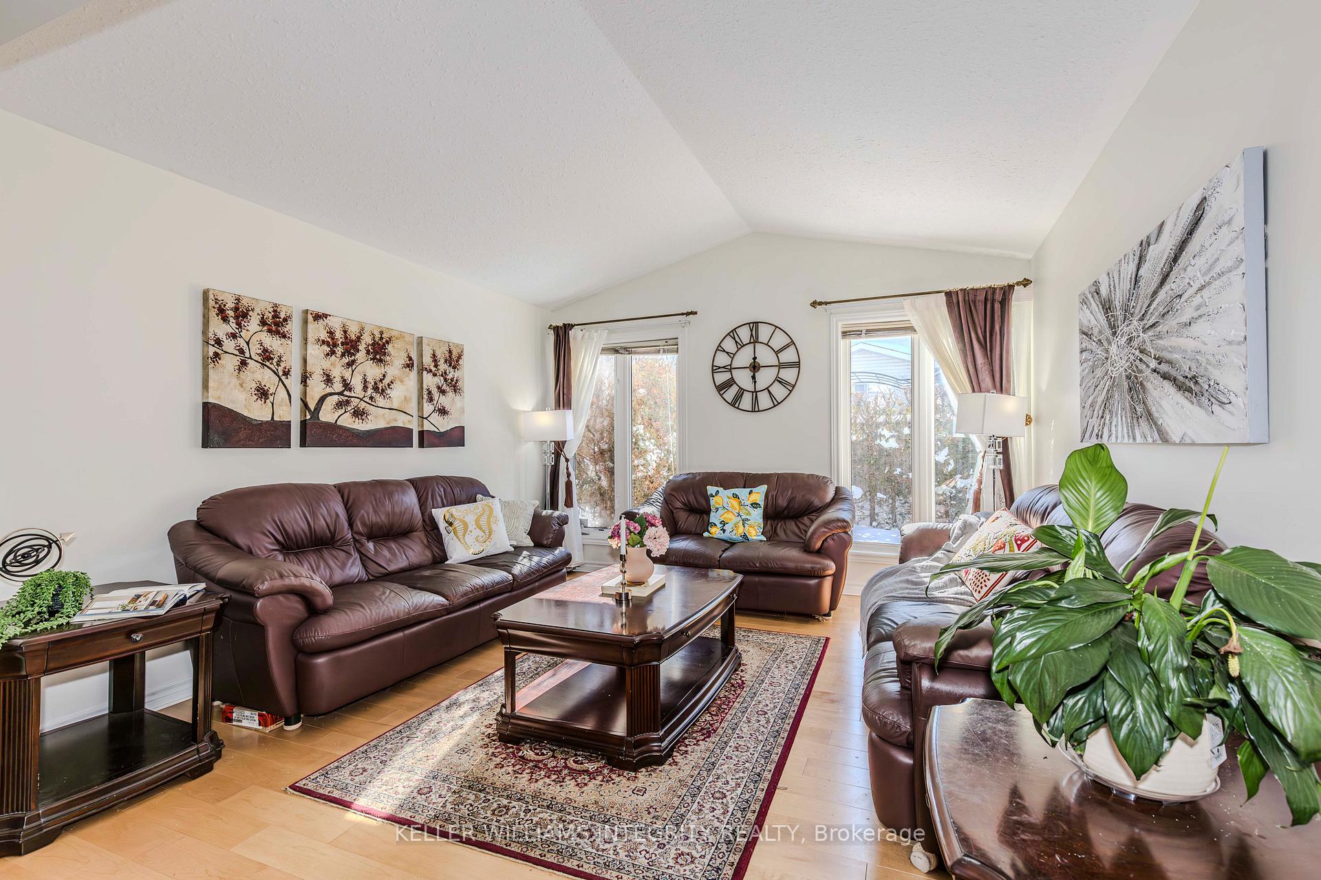 Photo 12 of 203 Flamborough Way, Ottawa, Kanata - Morgan's Grant/South March — HOMEH