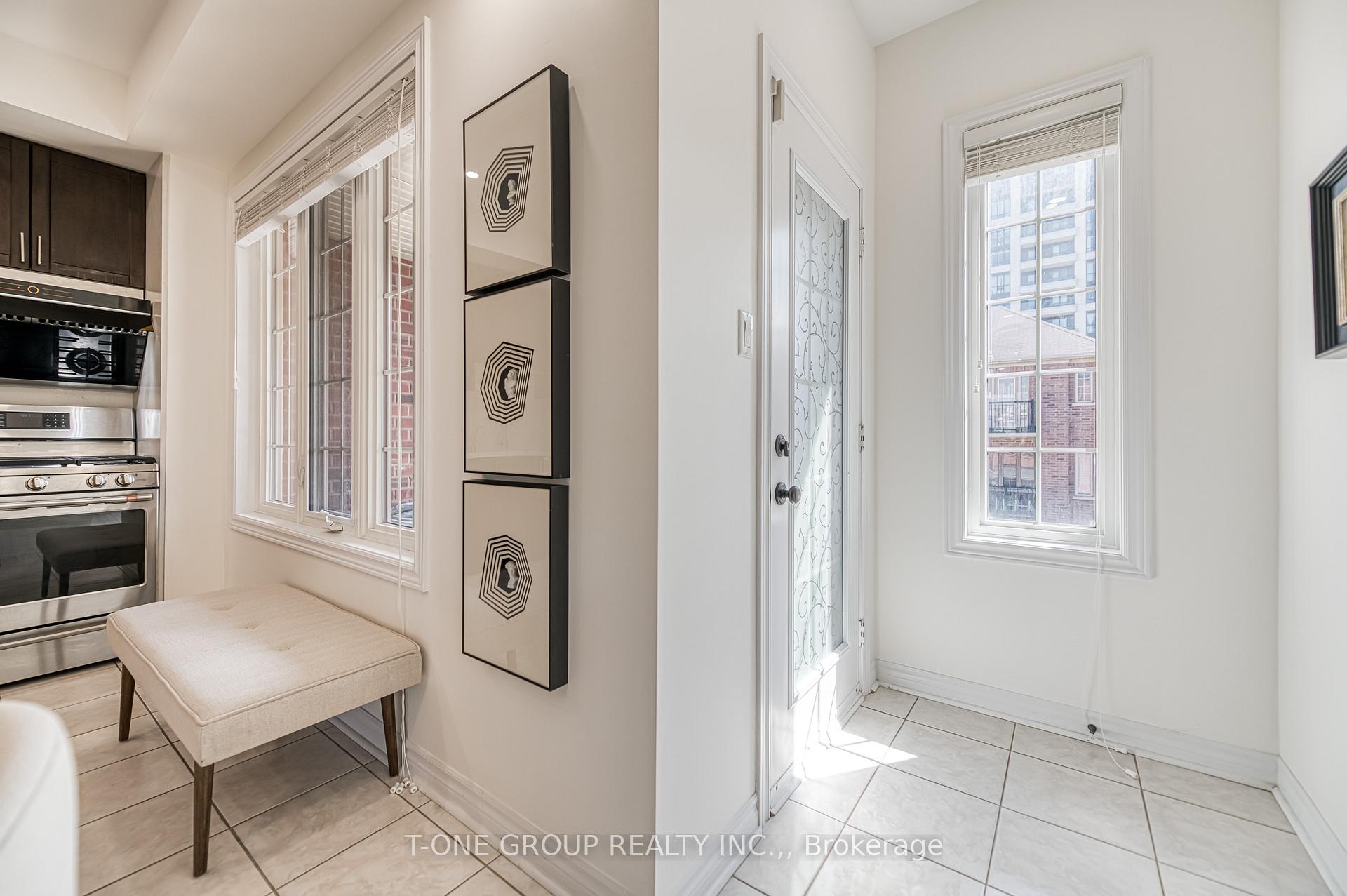 Photo 18 of 105 Battista Perri Drive, Markham, Wismer — HOMEH